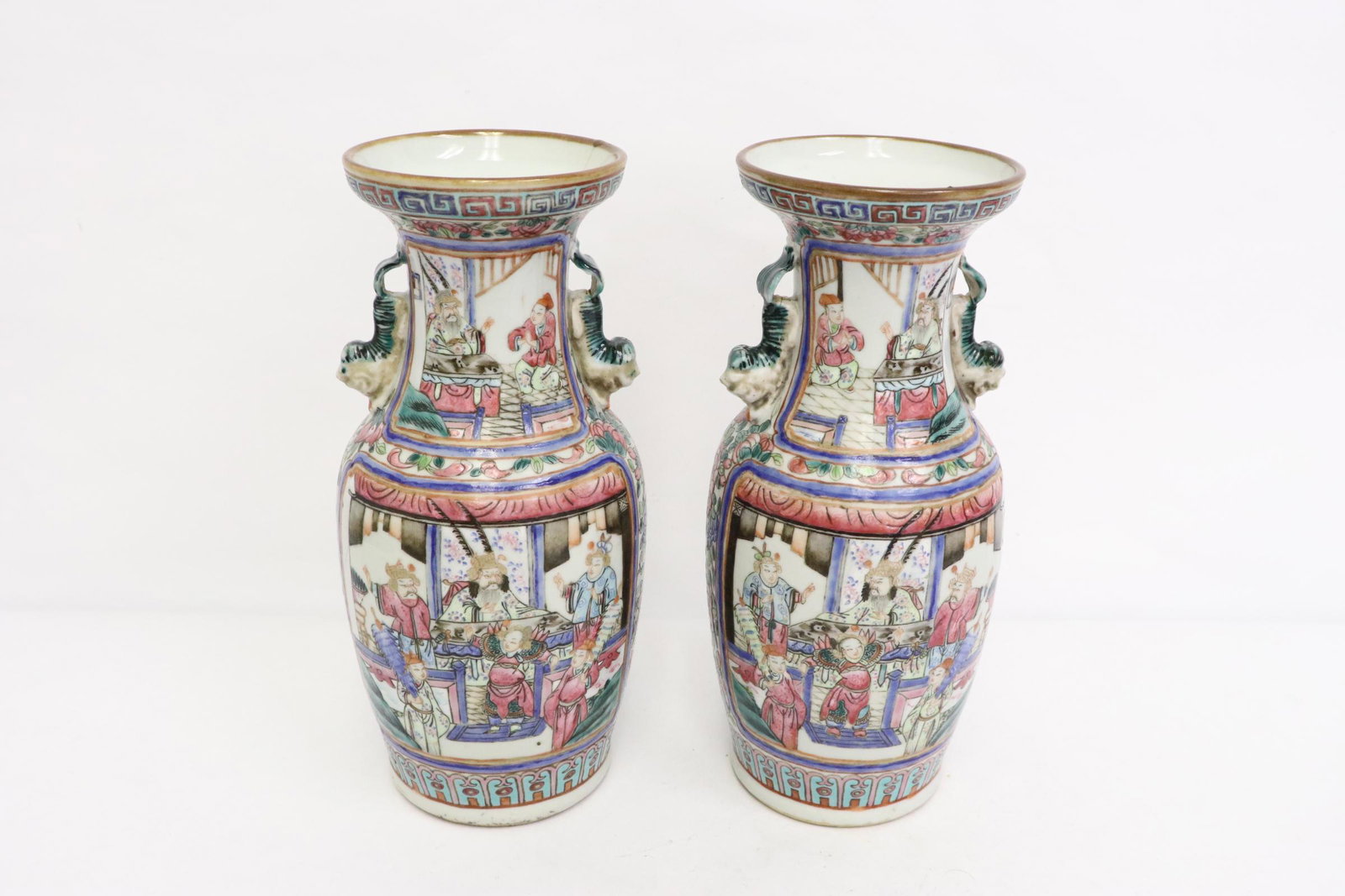 Pair early 19th c. porcelain vases, Daoguang period (1 of 11)