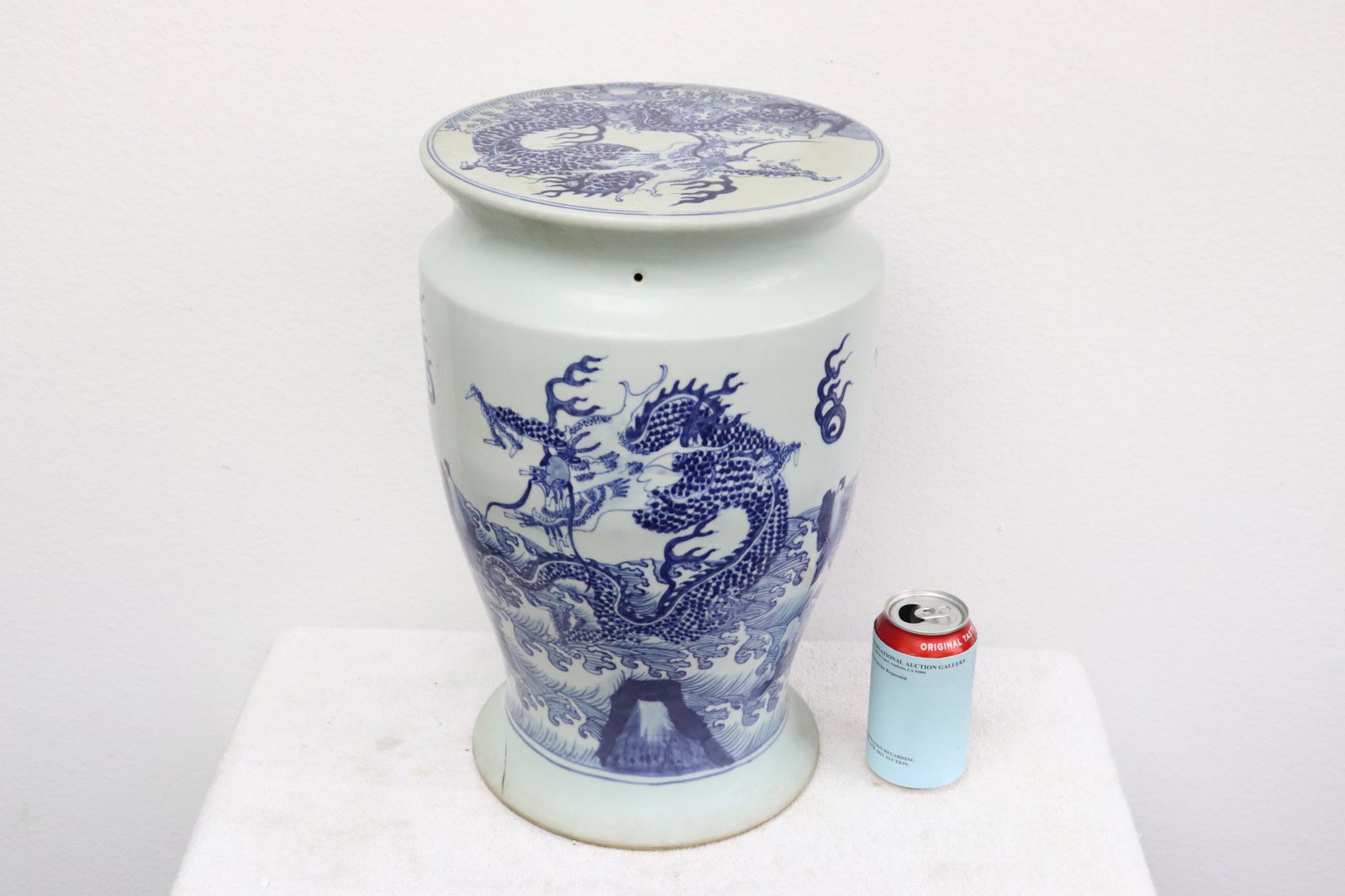 Chinese mid-19th c. porcelain pedestal seat: Rare Chinese mid-19th century blue and white porcelain pedestal seat with dragon motif decoration, 16.55"Hx10.75"dia