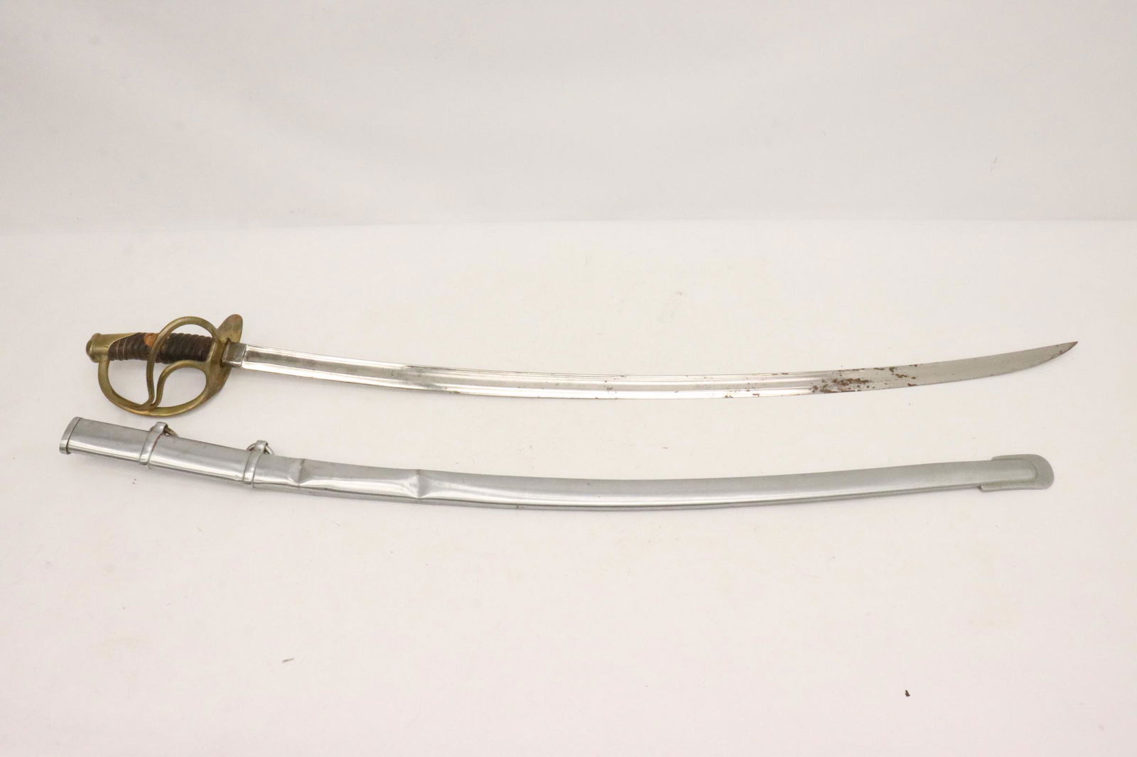 US military cavalry sword (1 of 11)