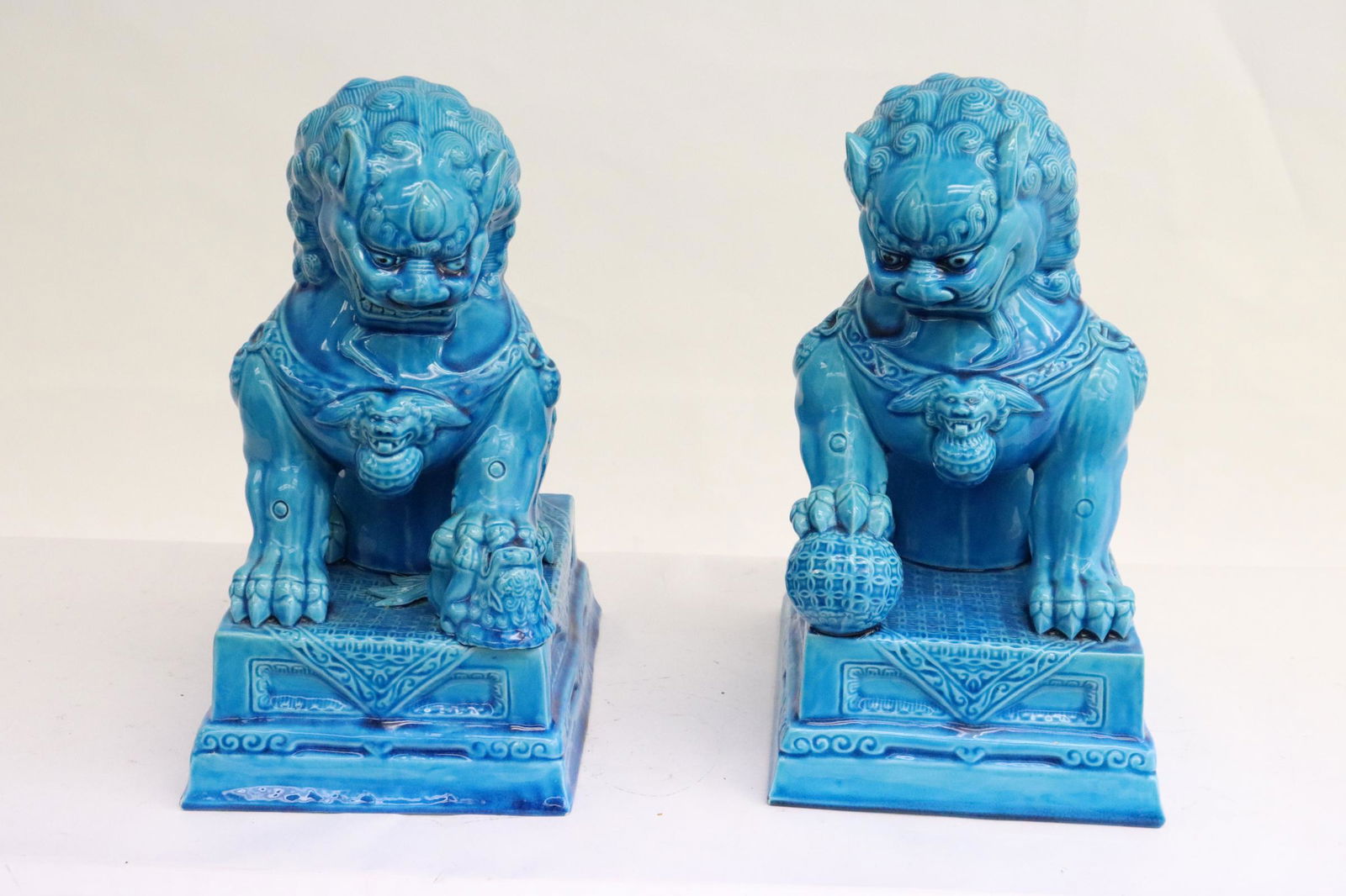 Pr Chinese 18th/19th c. turquoise glazed fulion (1 of 10)