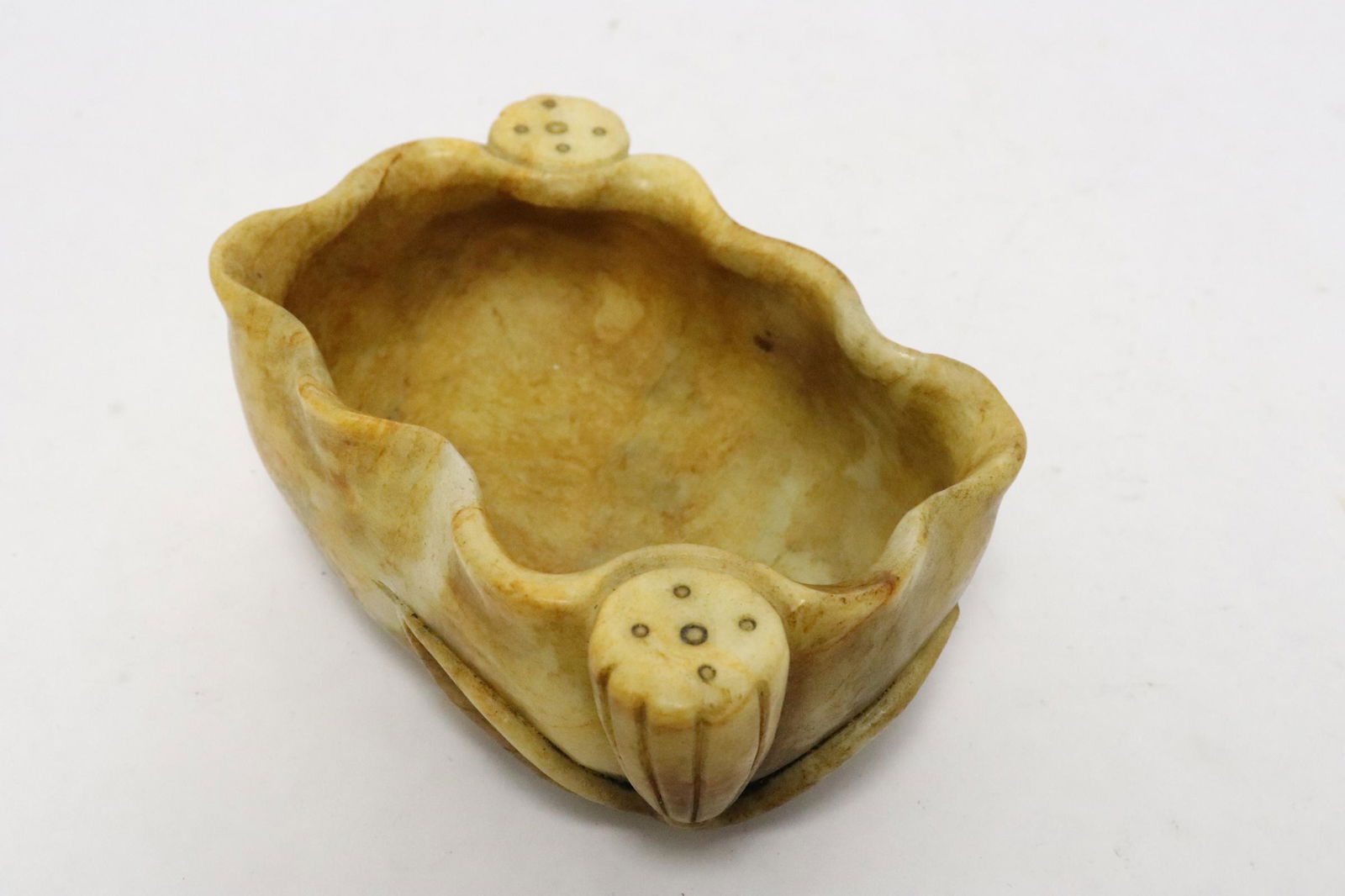 Chinese jade carved brush wash (1 of 10)