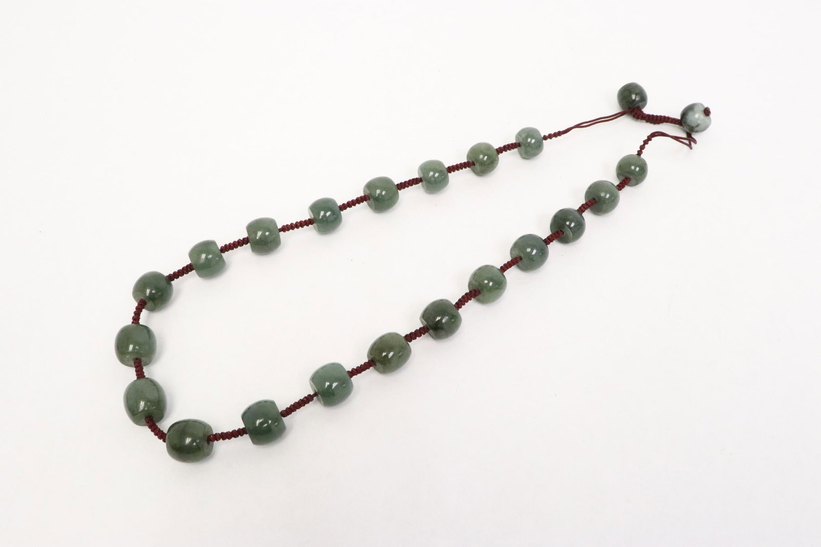 A jade like bead necklace (1 of 10)