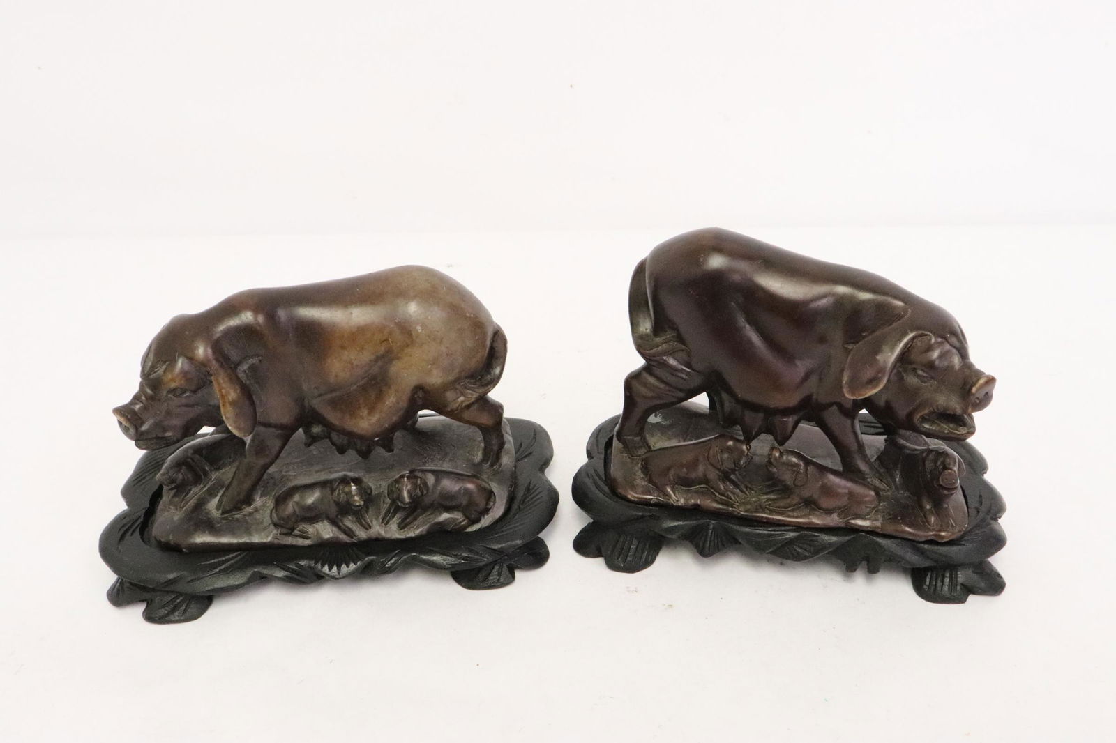 Pair Chinese shoushan stone carving on stand (1 of 12)