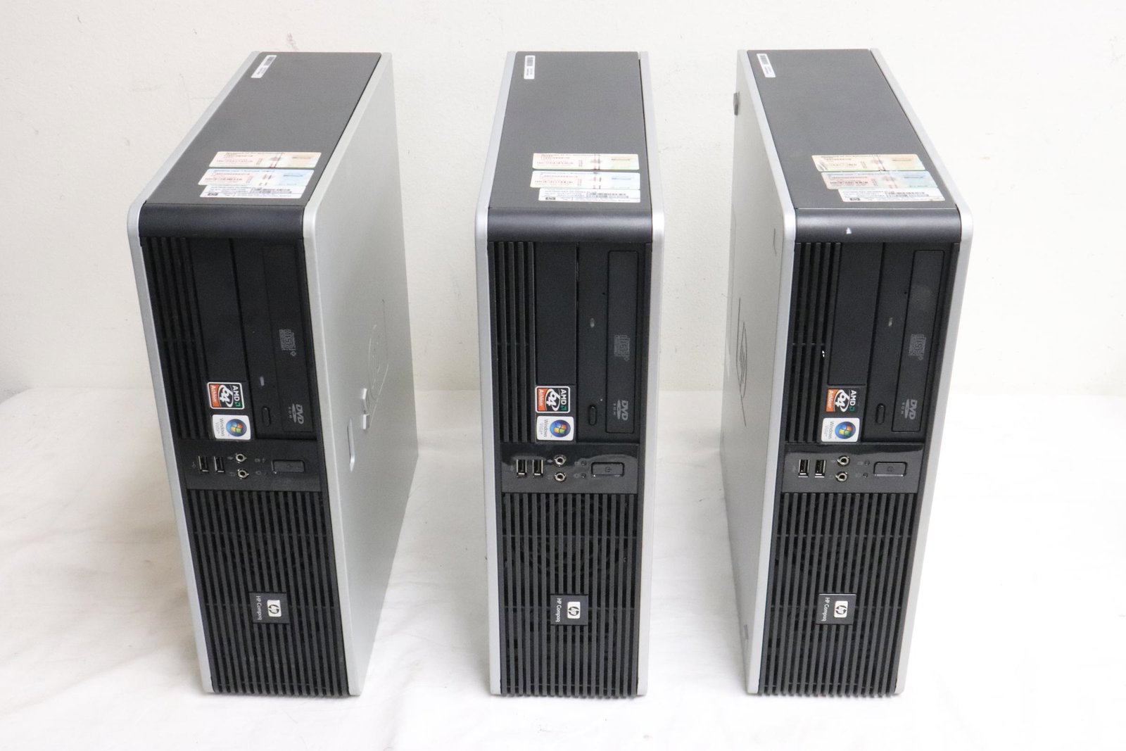 3 HP Compaq computers (1 of 10)