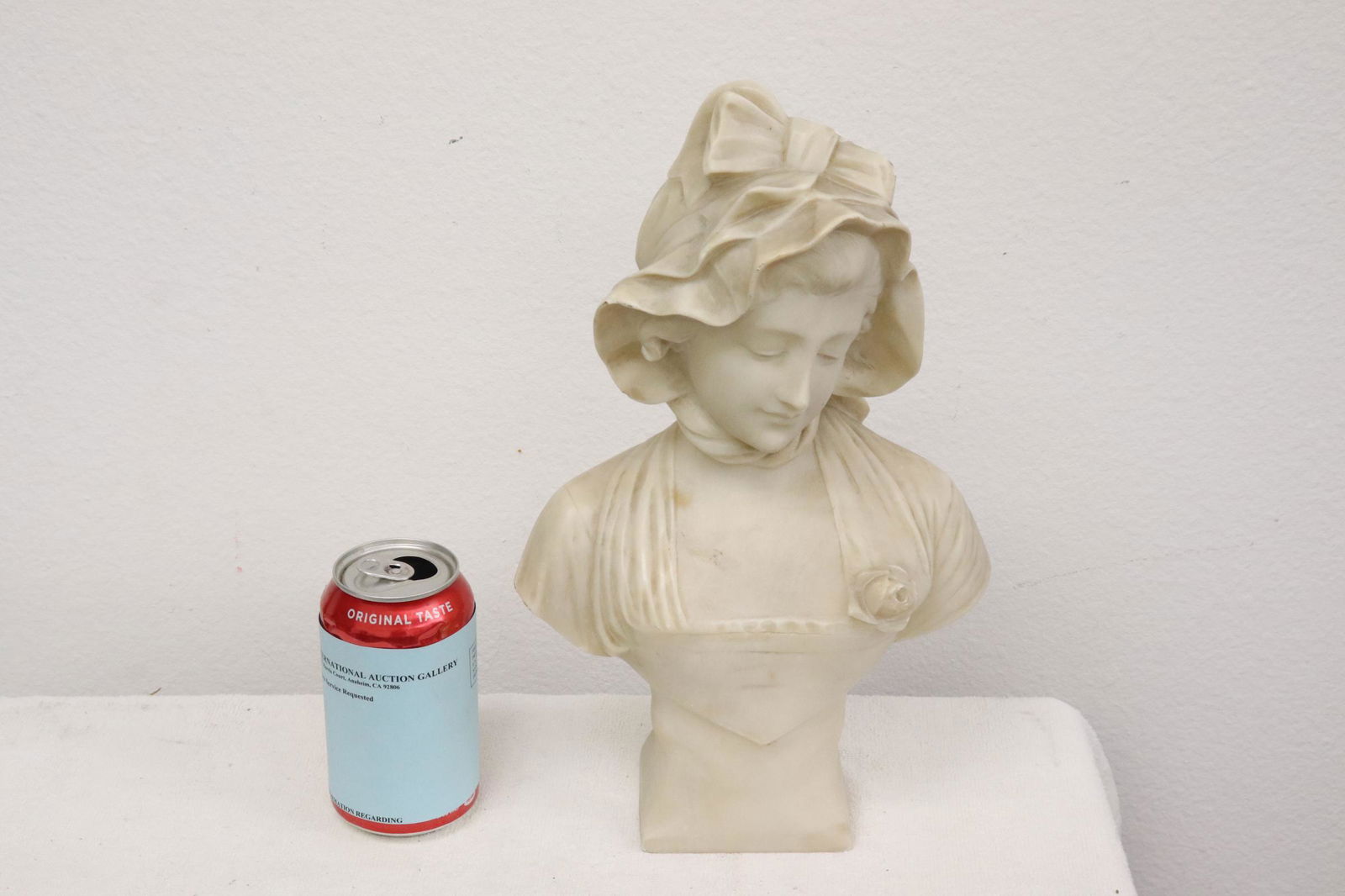 antique Italian alabaster sculpture, signed (1 of 9)