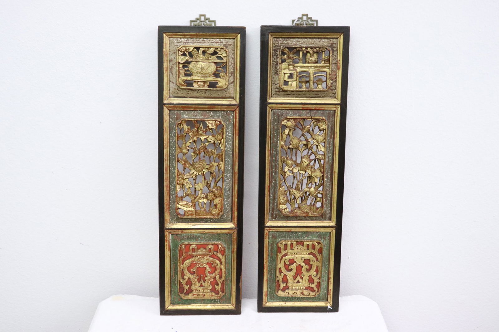 2 Chinese antique gilt wood panels (1 of 8)