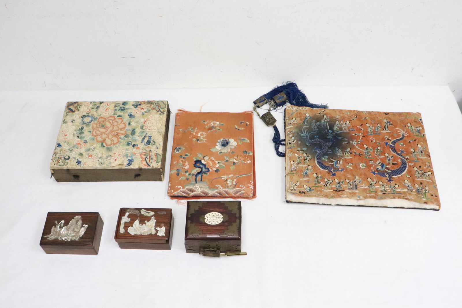 3 embroidery pieces and 3 wood boxes (1 of 11)