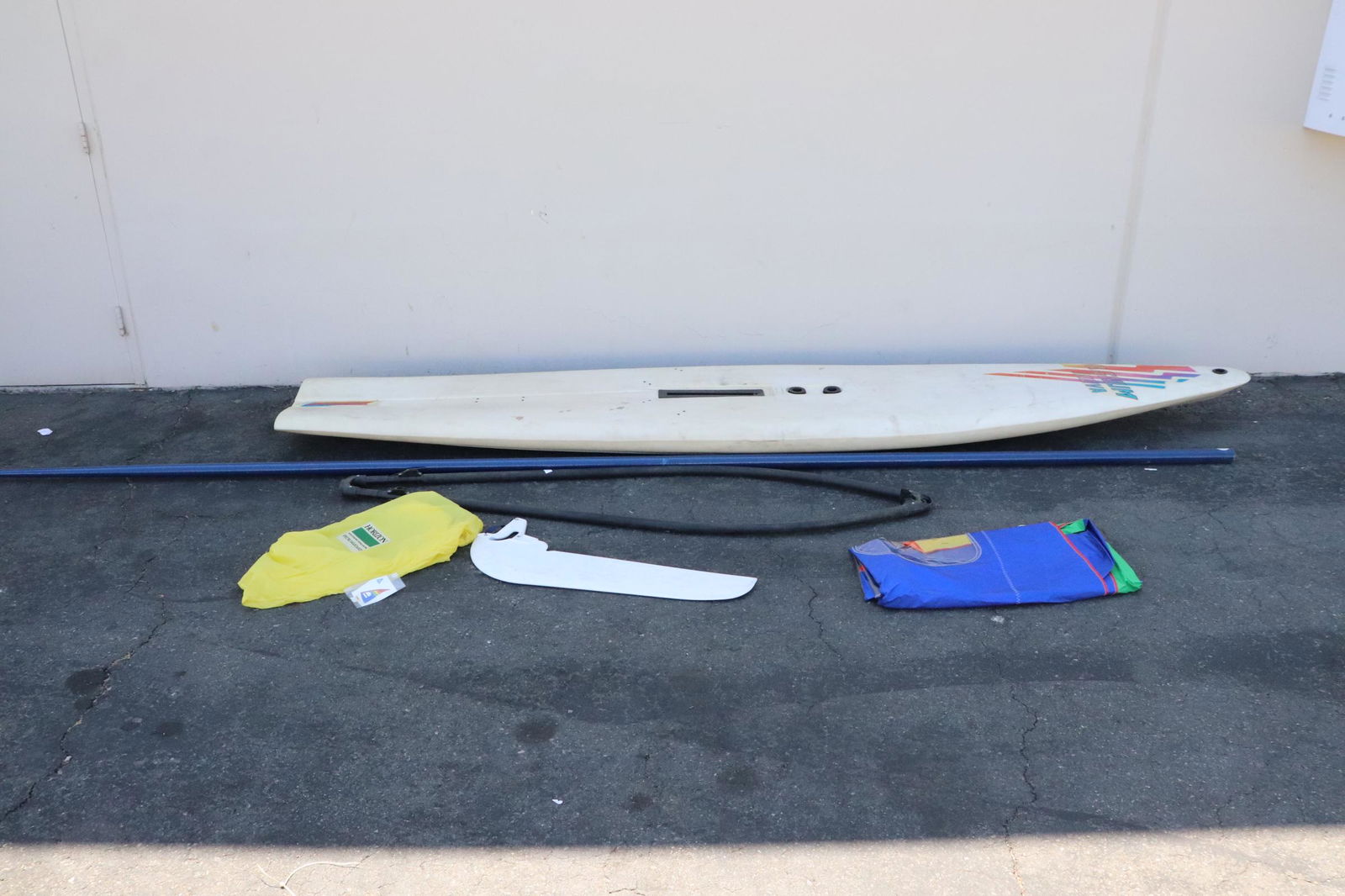 A Magnum Nova windsurf board (1 of 9)