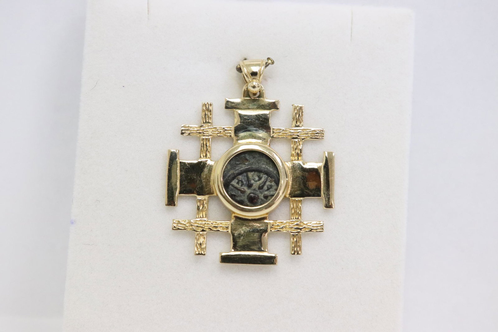 14K Y/G pendant w/ an ancient Roman(?) coin (1 of 8)