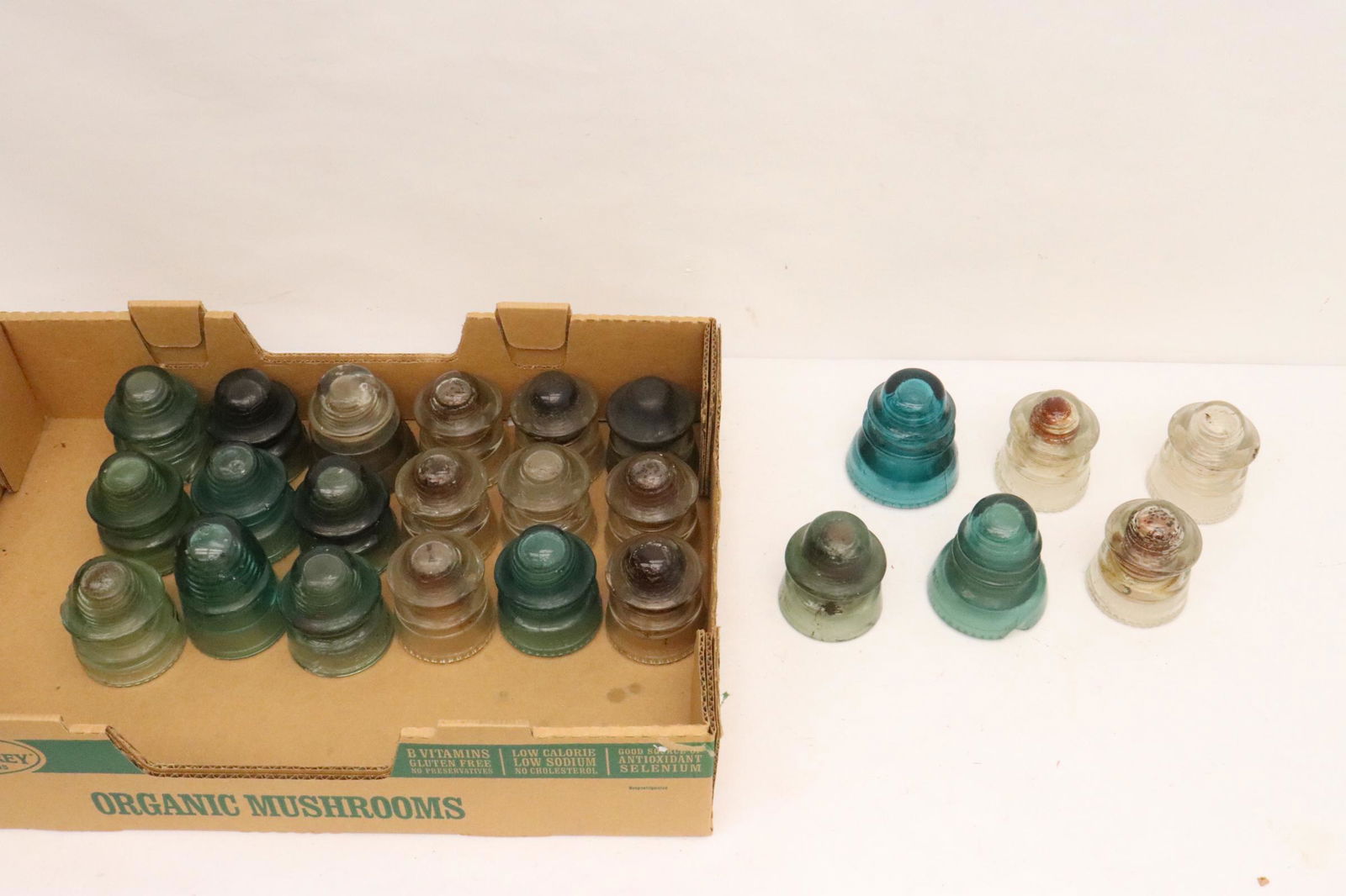 20 various colored/ clear glass insulators (1 of 11)
