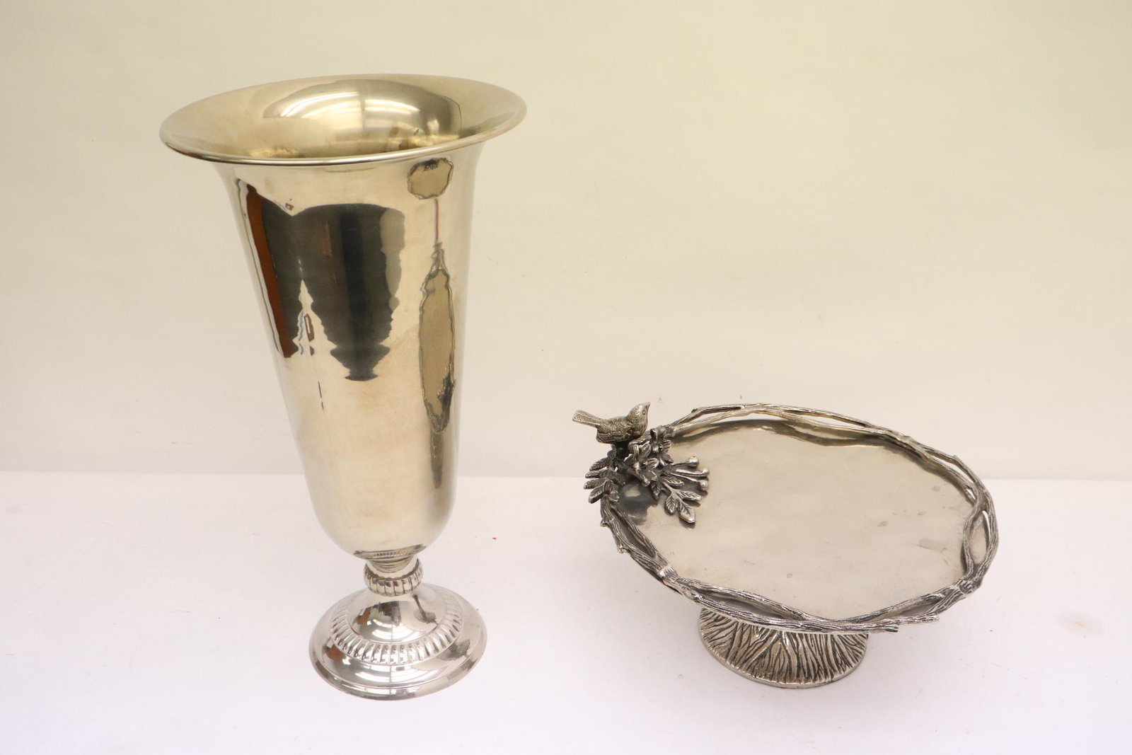 Silverplate trumpet vase, & a silverplate dessert stand: Silverplate trumpet vase (18.2"x9.8"dia), and a silverplate dessert stand (7.8"x14.1"x12.75")