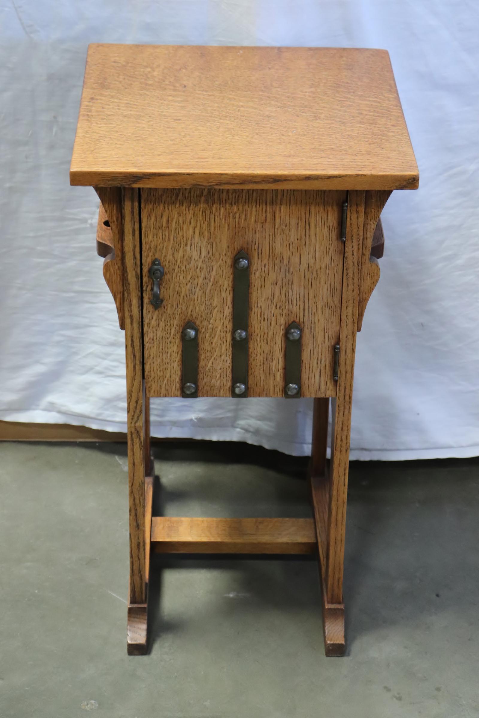 Fine Victorian tiger oak pipe stand/ humidor (1 of 9)