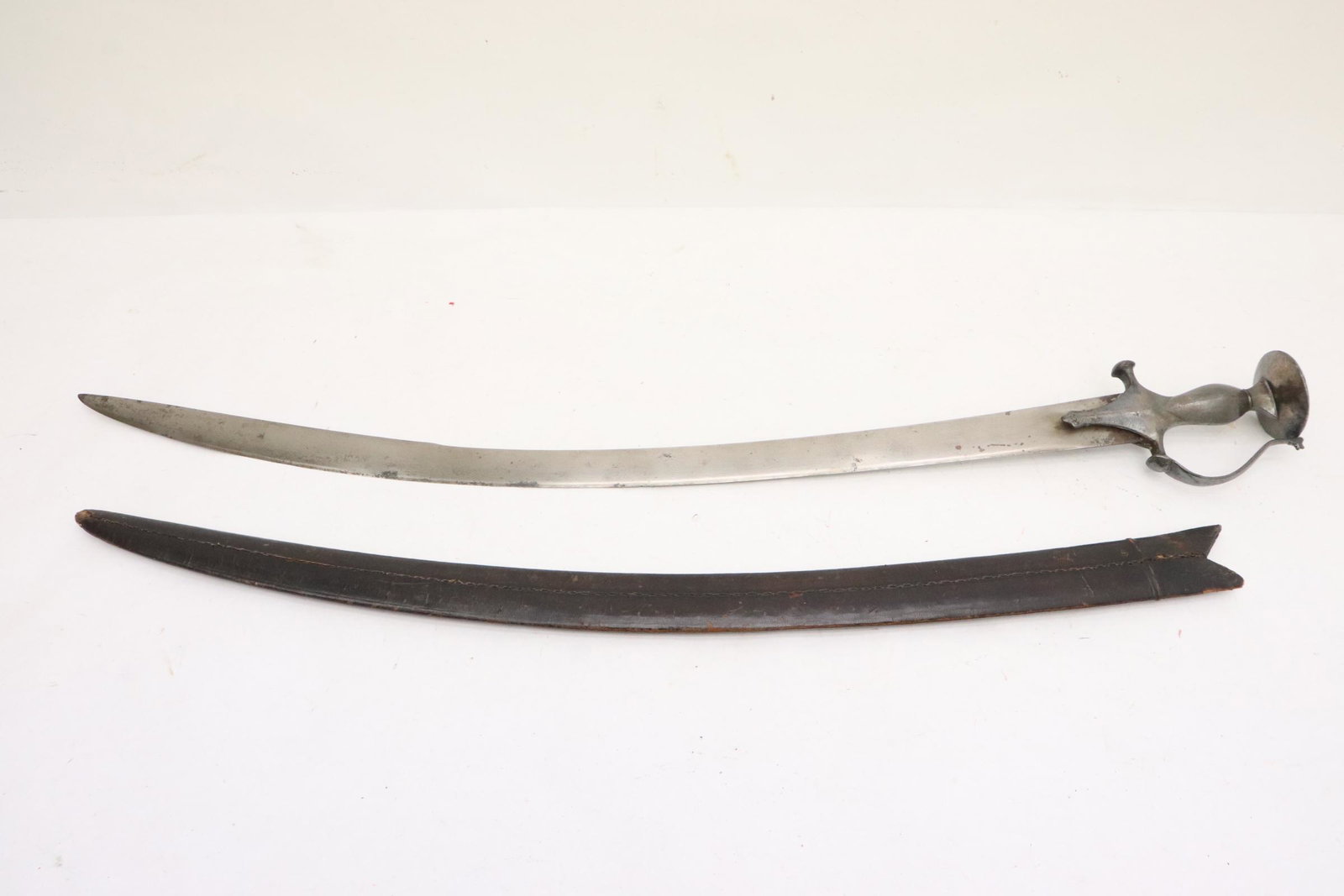 Persian Shamshir sword (1 of 9)