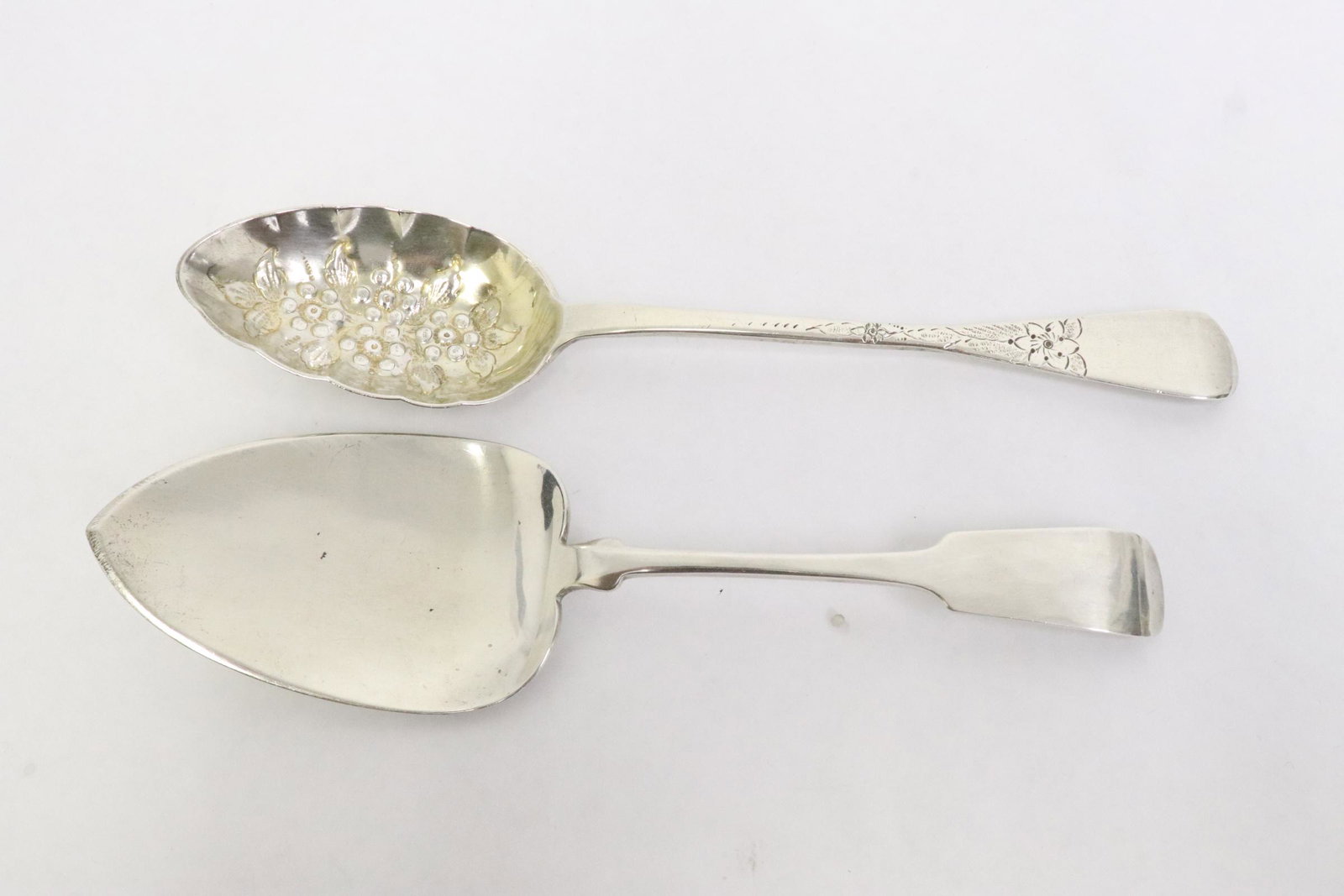 English Victorian sterling berry spoon, & a sterling ? (1 of 11)
