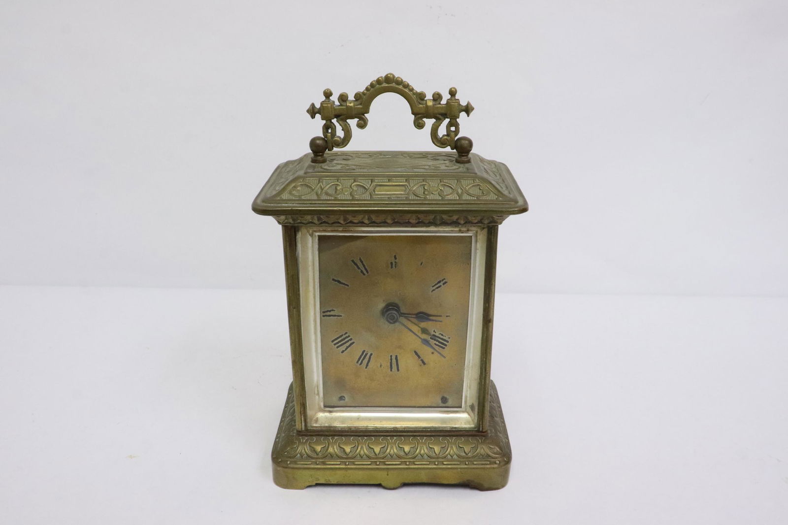 A vintage carriage clock (1 of 10)