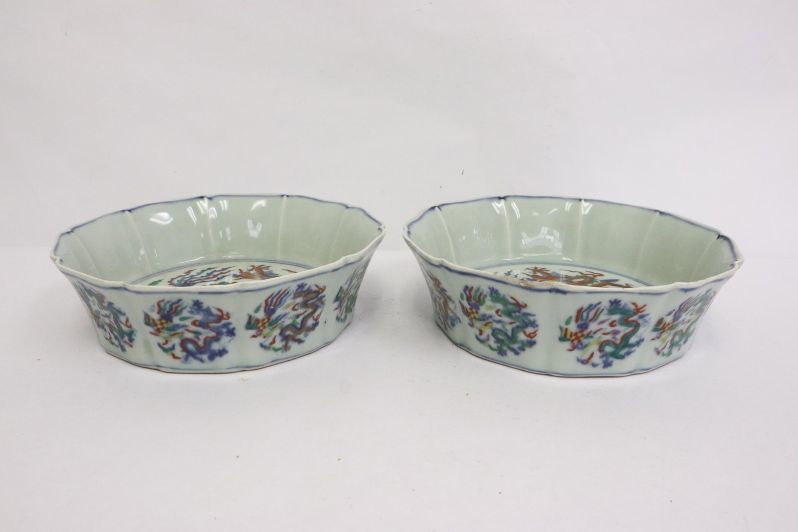 Pair wucai porcelain brush wash (1 of 10)
