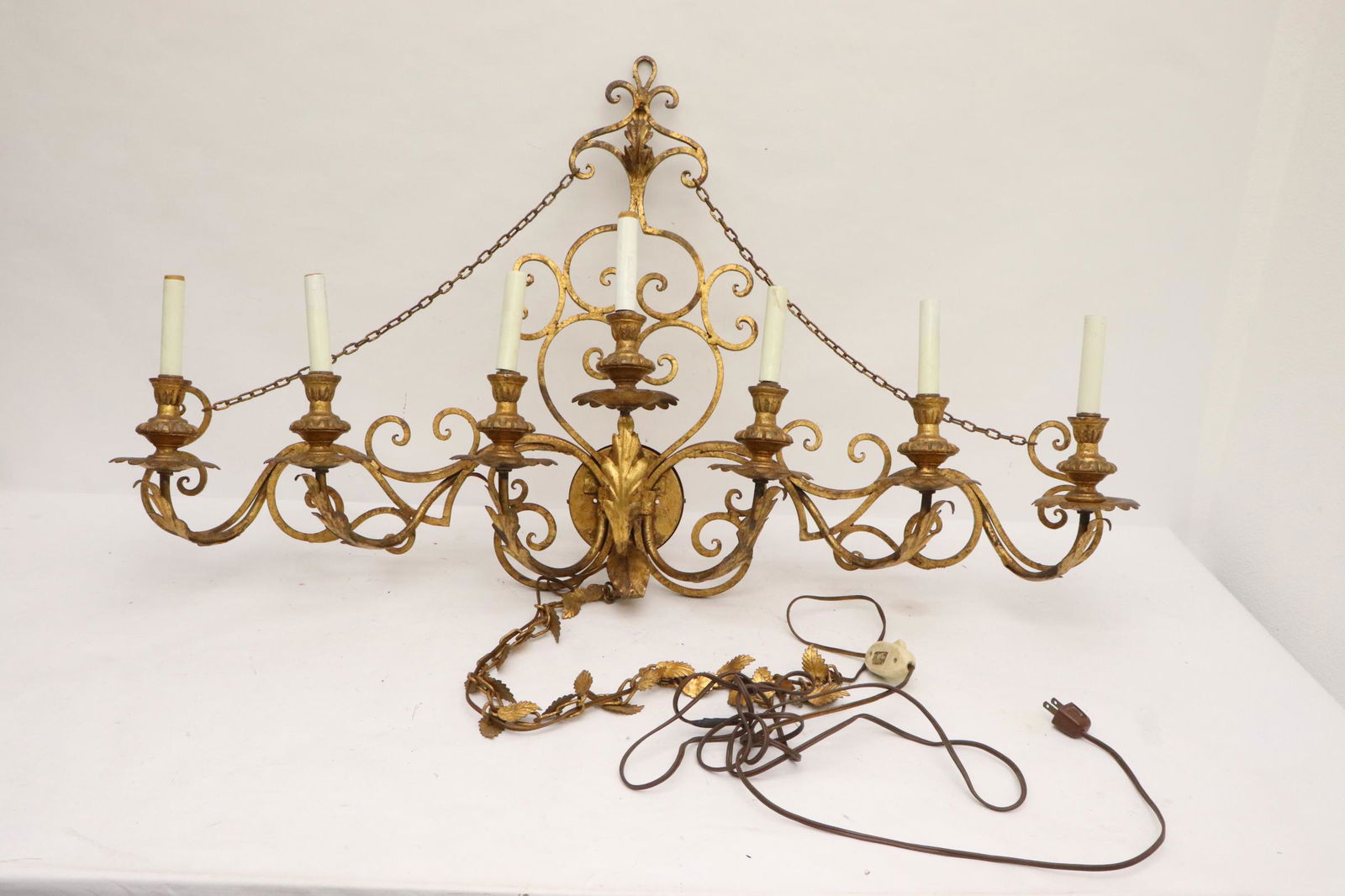 A beautiful 7-light gilt metal wall sconce (1 of 10)