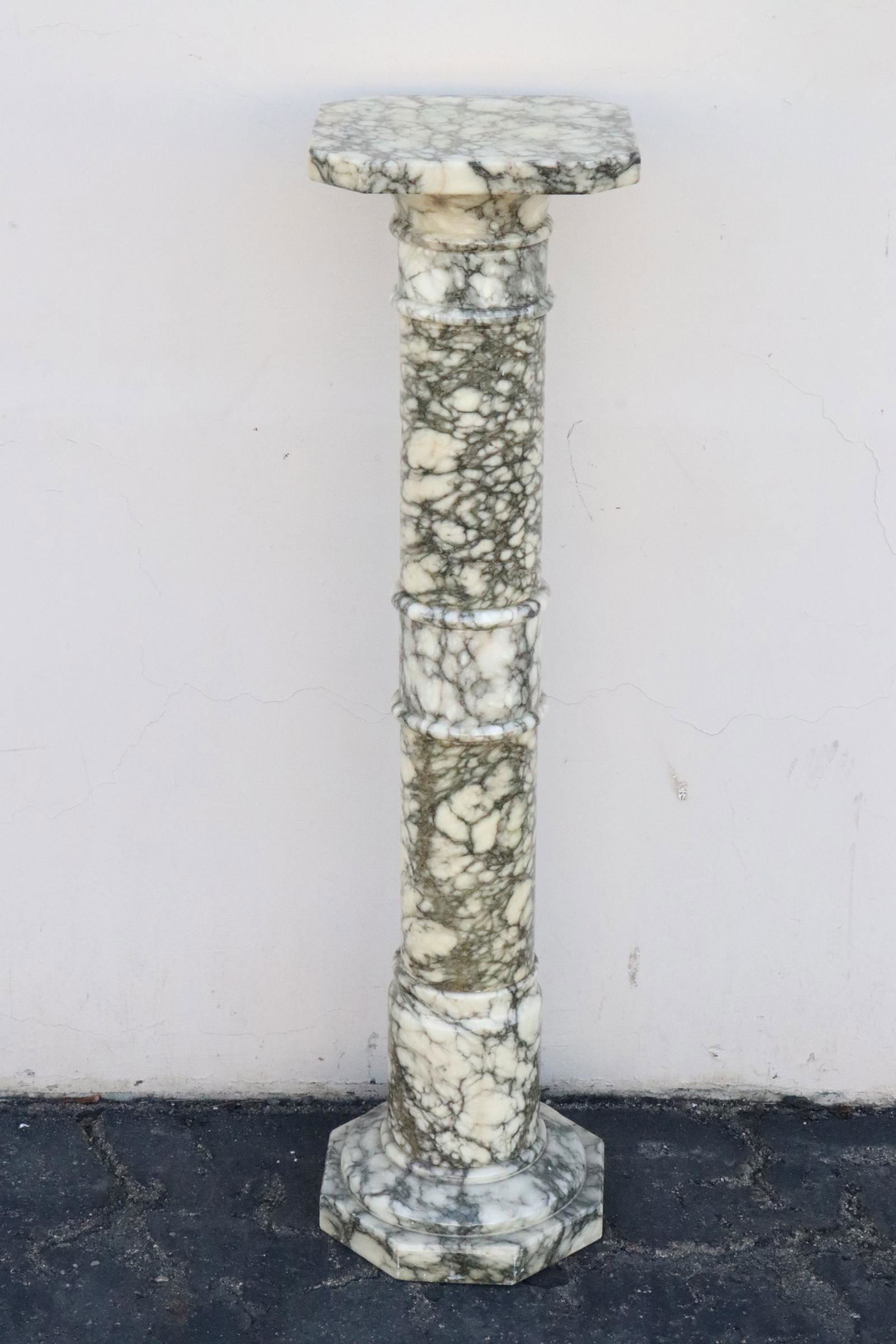 Fine alabaster pedestal stand (1 of 8)