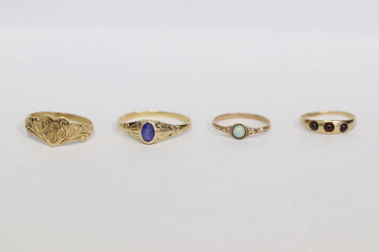 4 Victorian Children Gold Rings