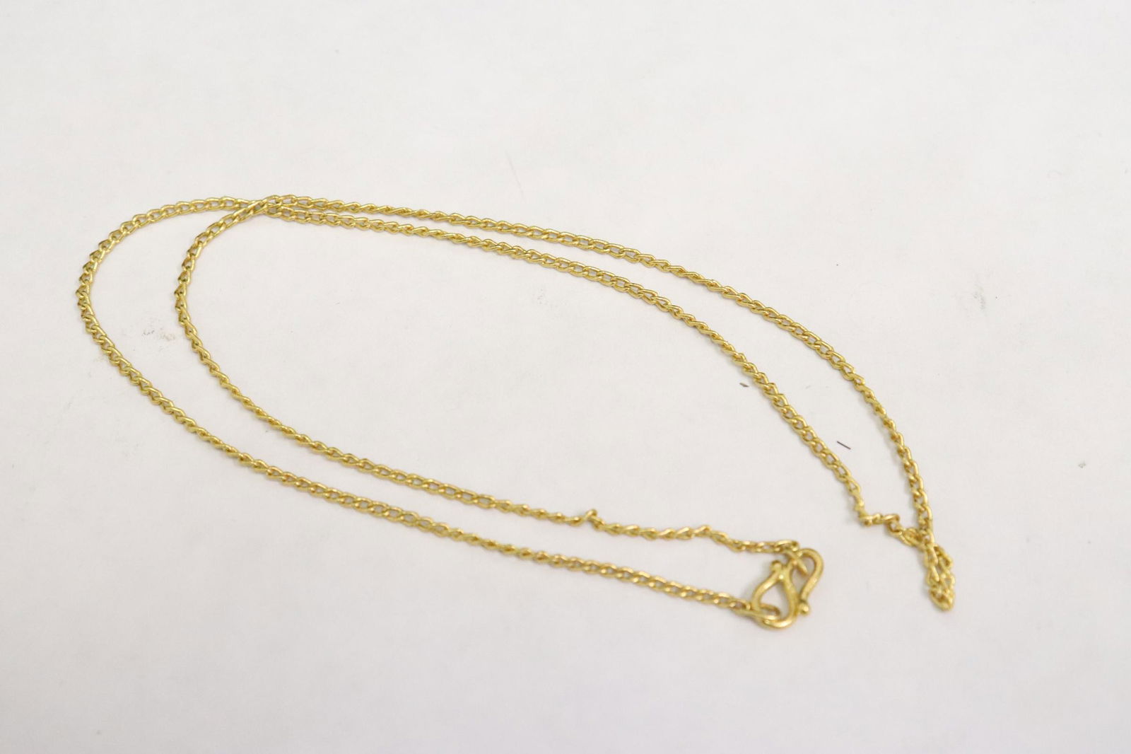 A 20K Y/G necklace (1 of 8)