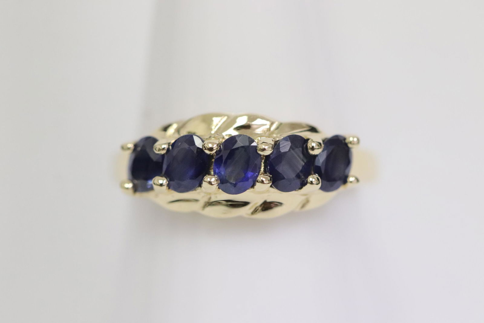 14K Y/G sapphire ring (1 of 10)