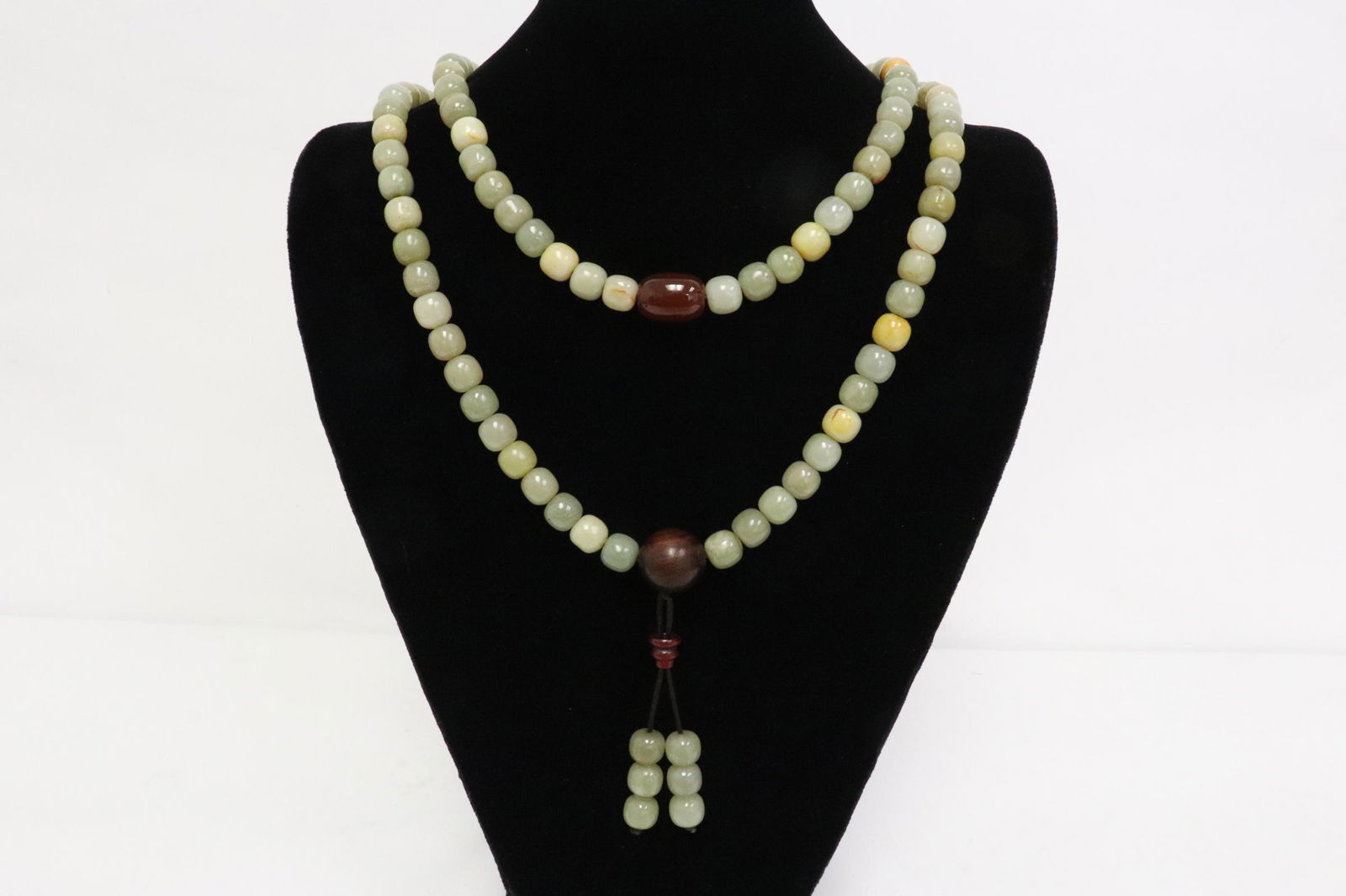 A long jade bead necklace (1 of 11)