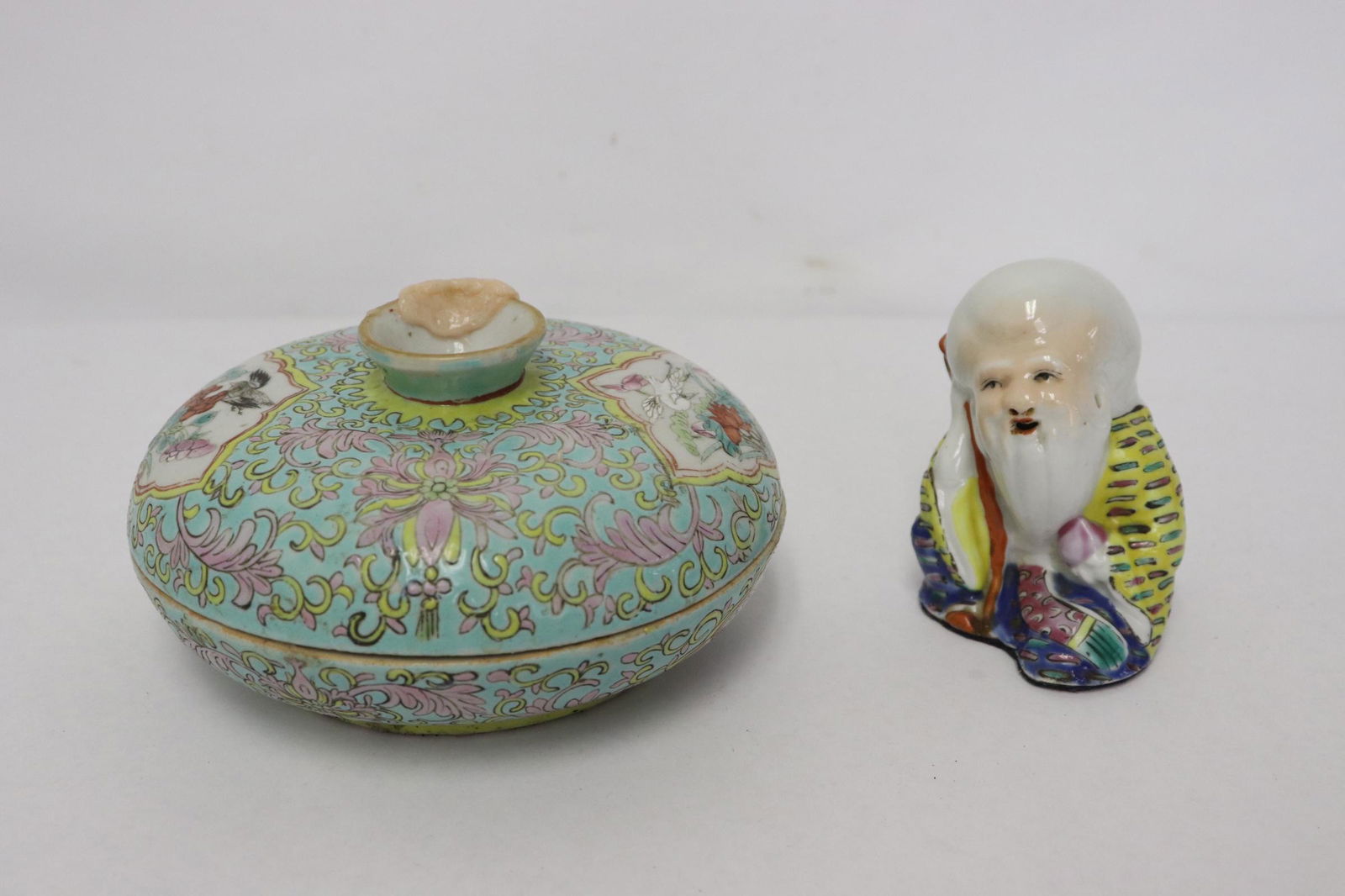 Chinese antique famille rose covered candy box (1 of 10)