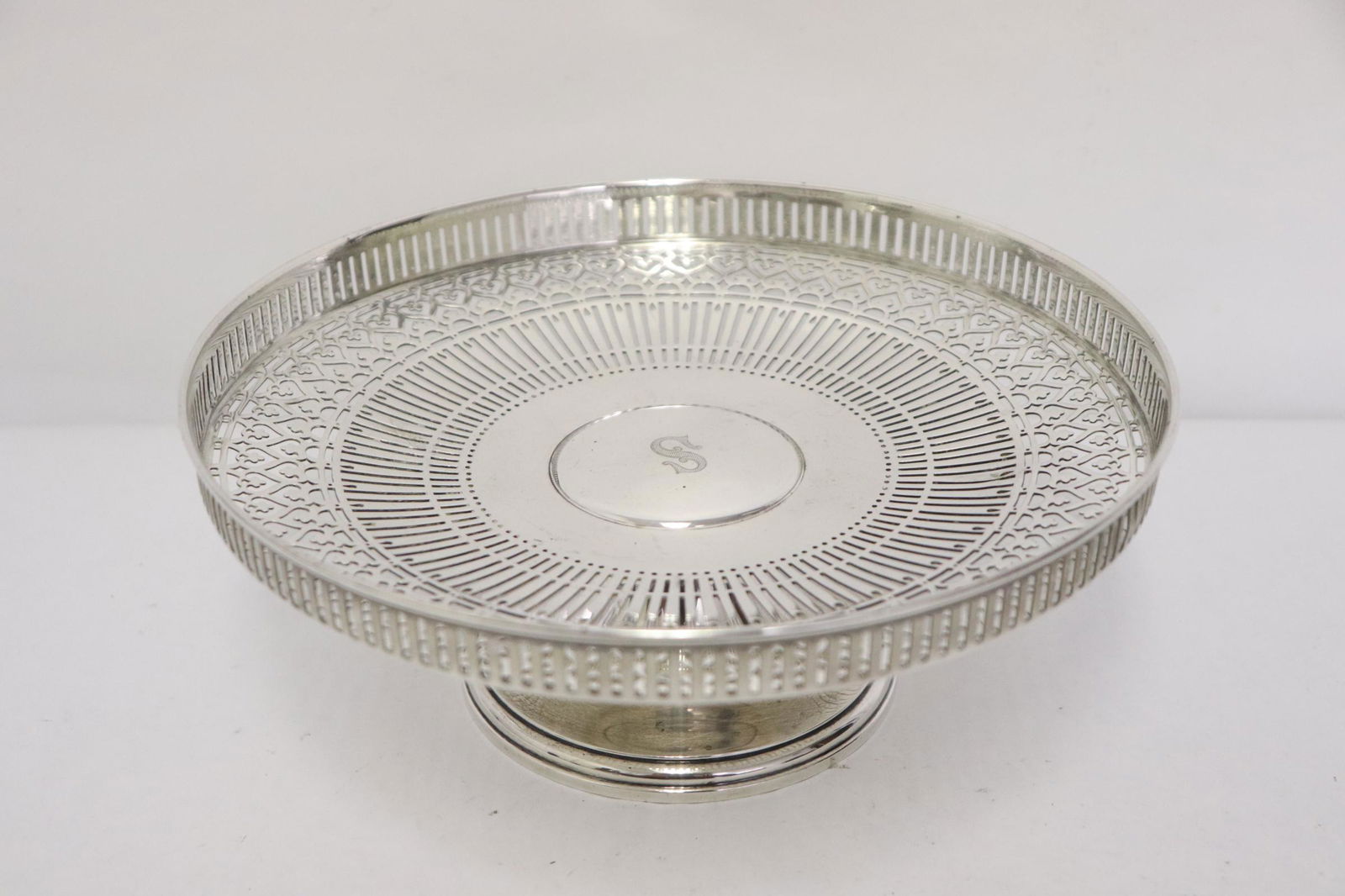 A fancy Tiffany and co. sterling stem plate (1 of 10)