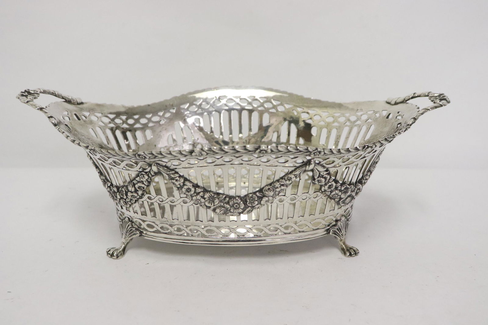 European 800 silver fruit basket (1 of 10)