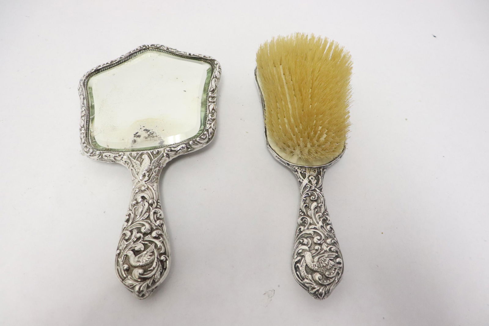 An English sterling silver hand brush, & a hand mirror (1 of 14)
