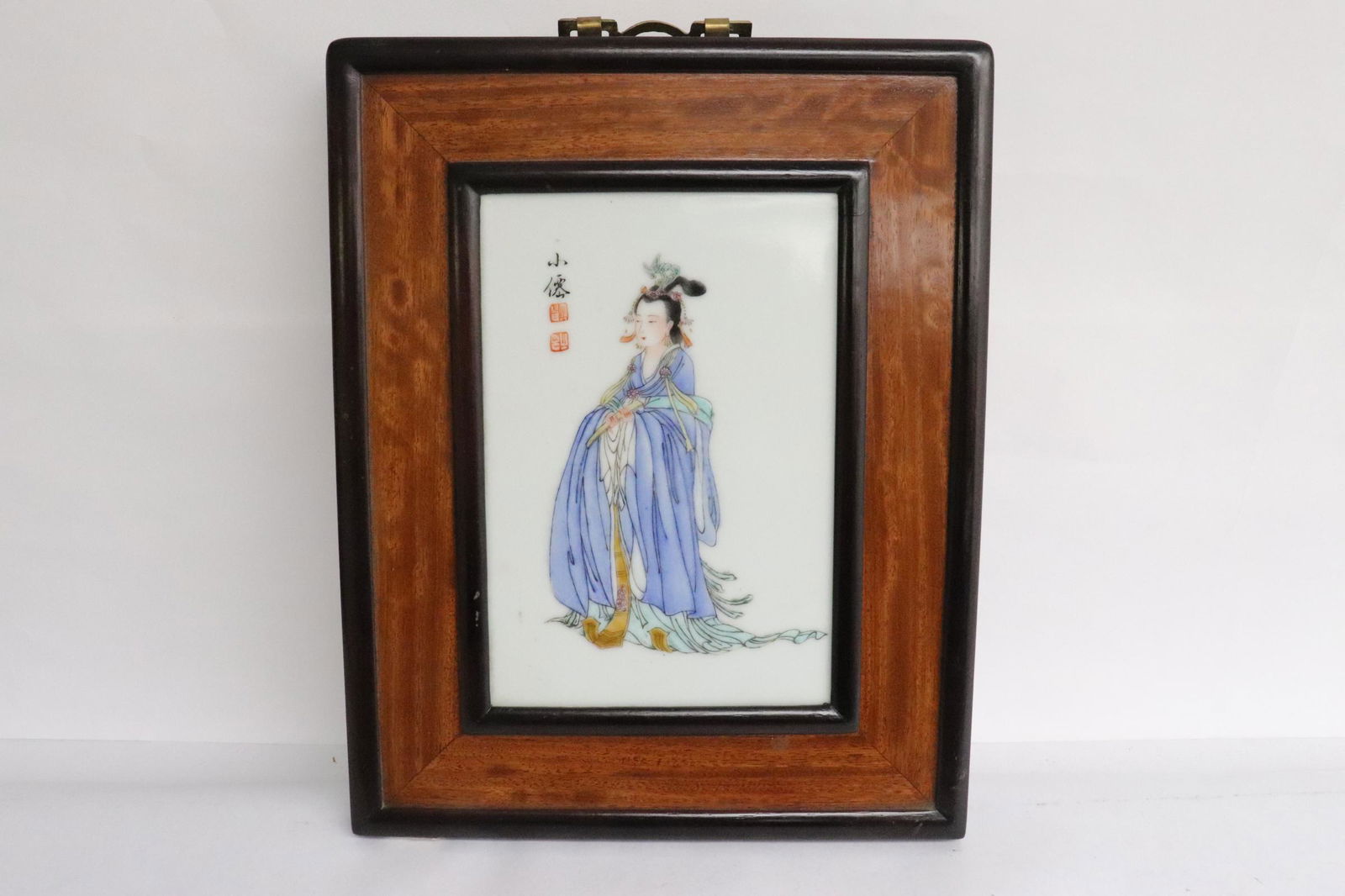 Chinese framed famille rose porcelain plaque (1 of 9)
