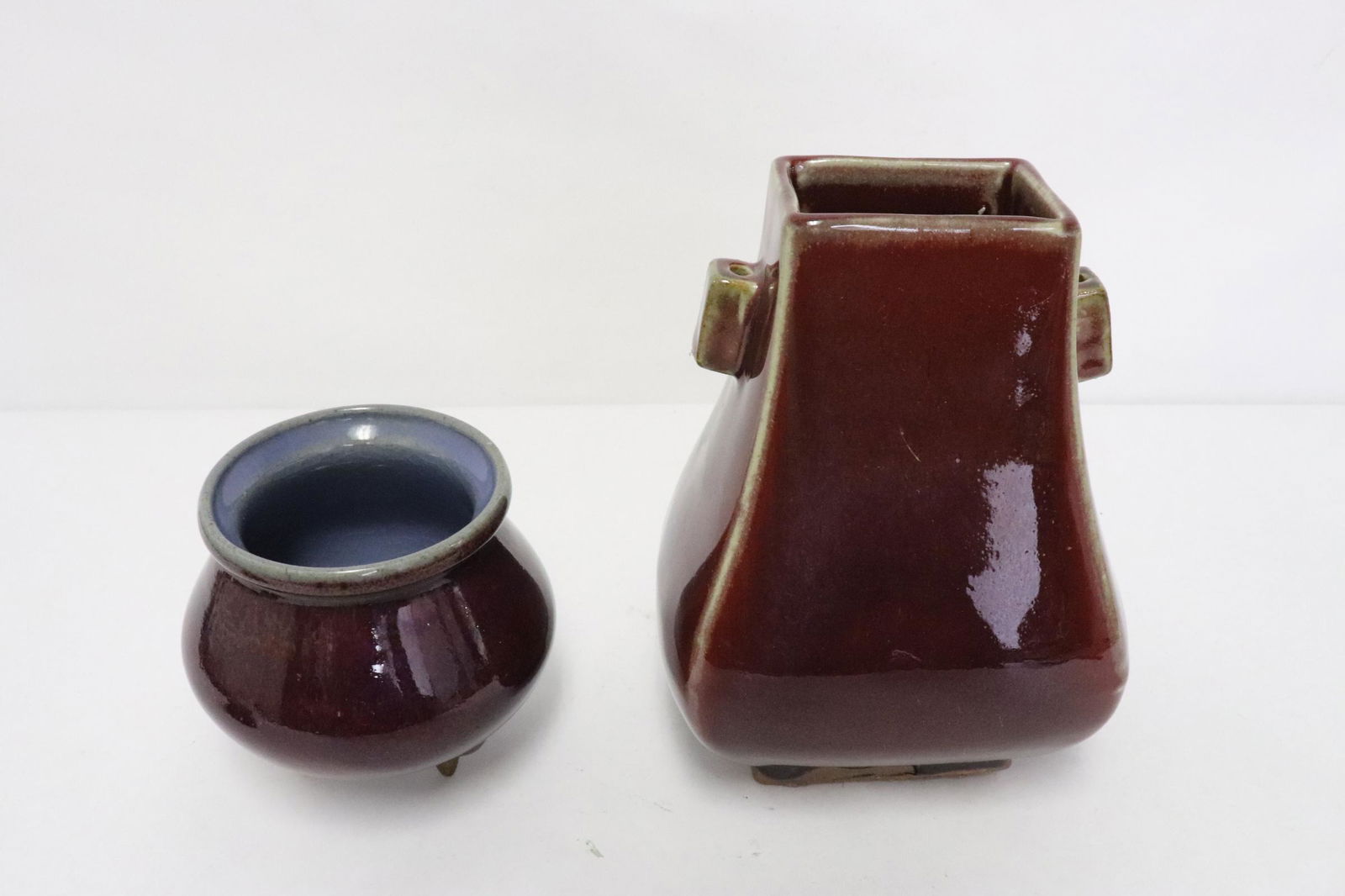 2 pieces Chinese red glazed vases (1 of 10)