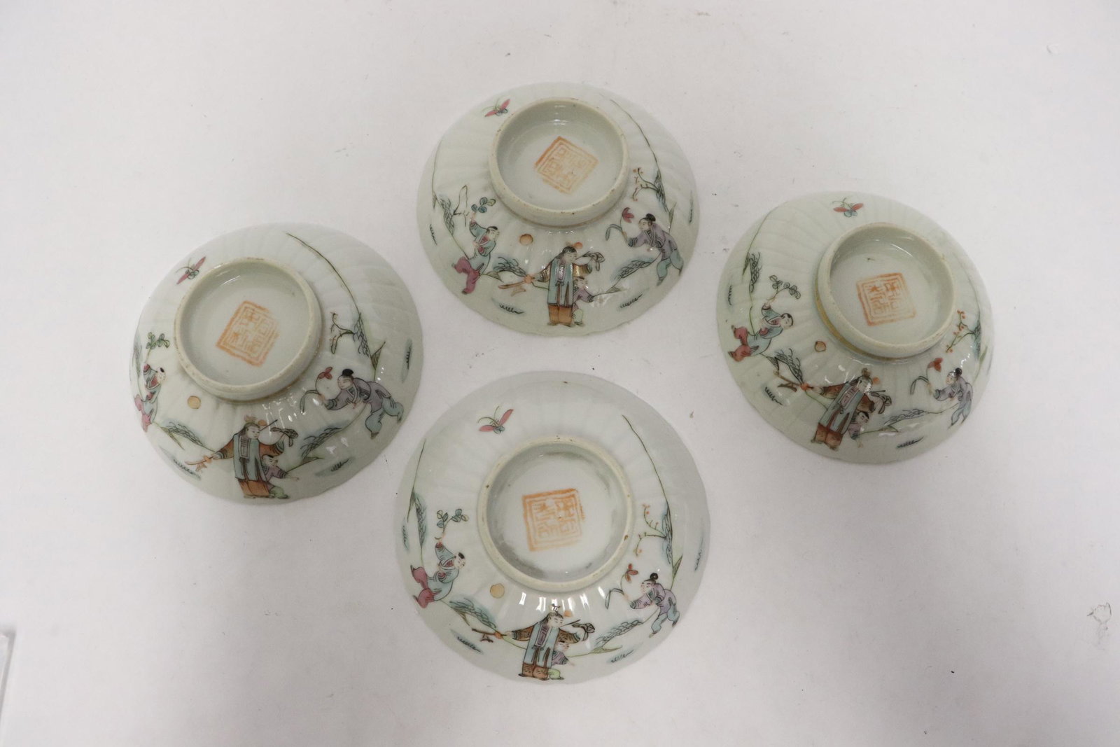 4 Chinese antique famille rose sauce bowls: 4 Chinese antique famille rose porcelain sauce bowls, 1.3"x3.9"dia
