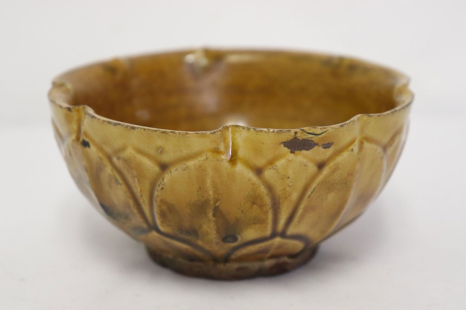 Chinese brown glazed earthenware bowl (1 of 10)