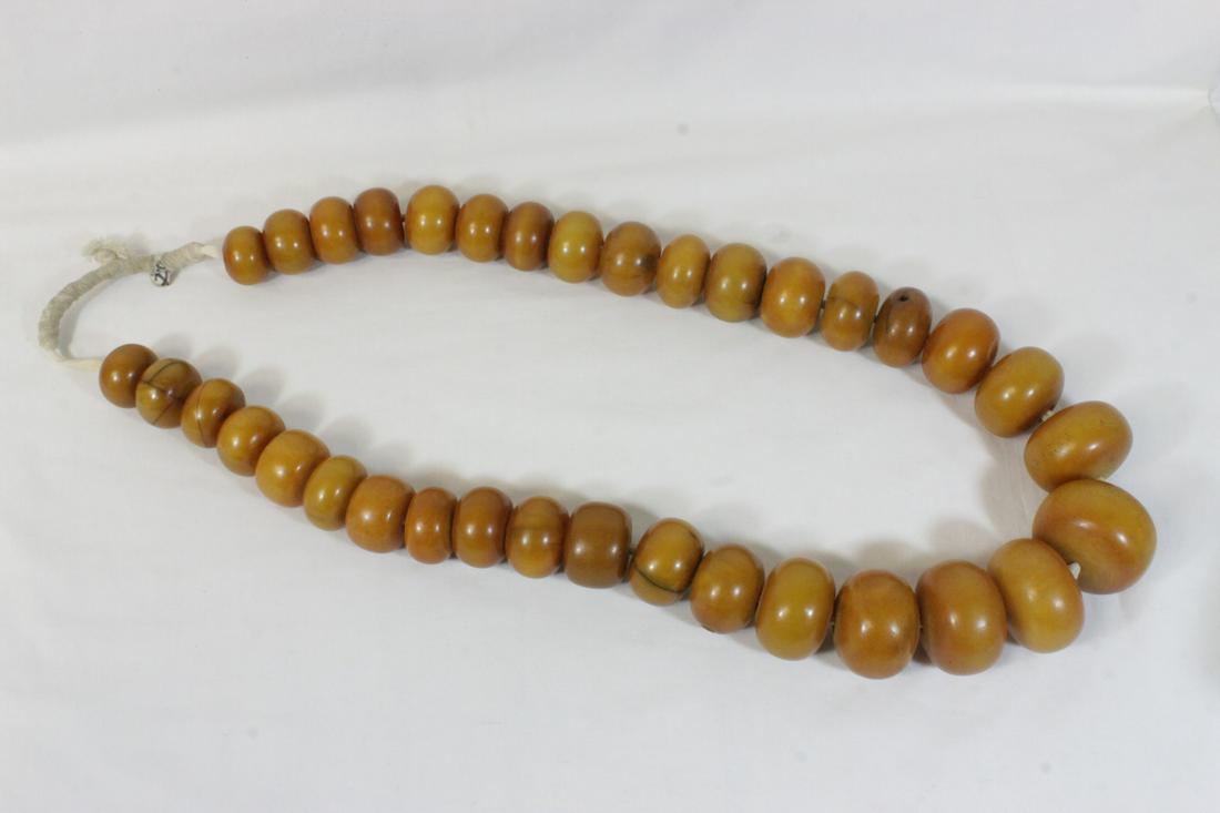 Unusual large amber like bead necklace (1 of 9)