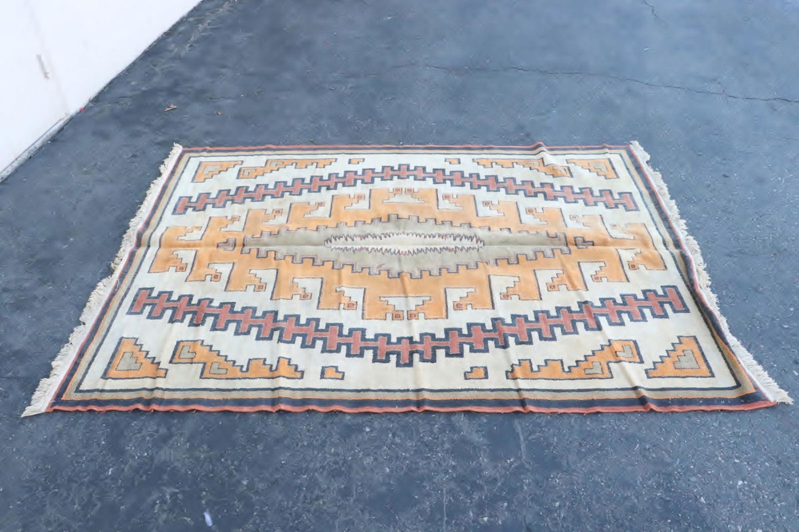 A large Navajo style rug (1 of 9)