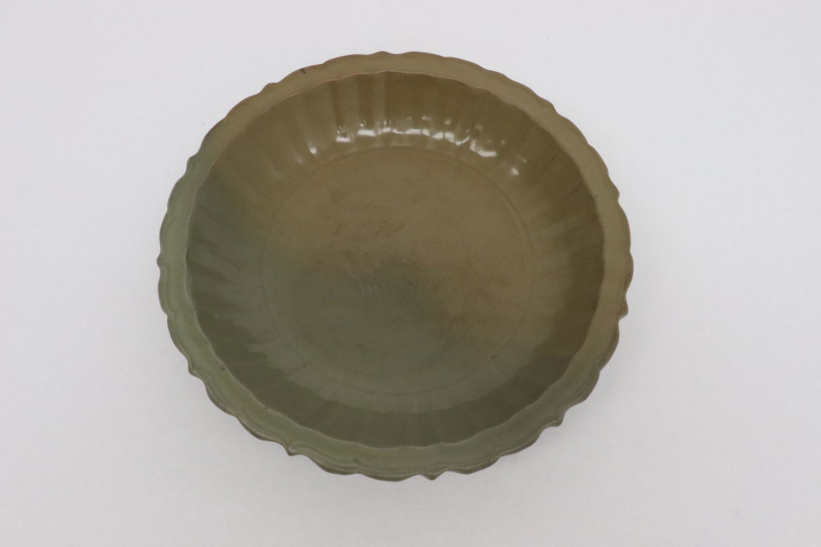 early Ming celadon platter, Hongwu period (1 of 8)