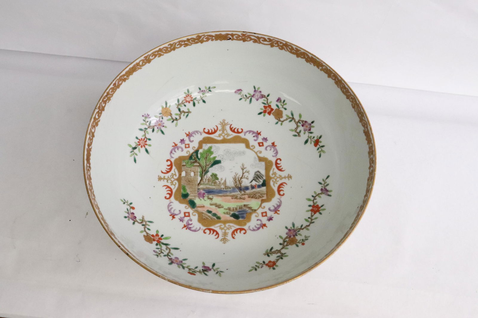 Chinese 18th/19th c. export famille rose large bowl (1 of 11)