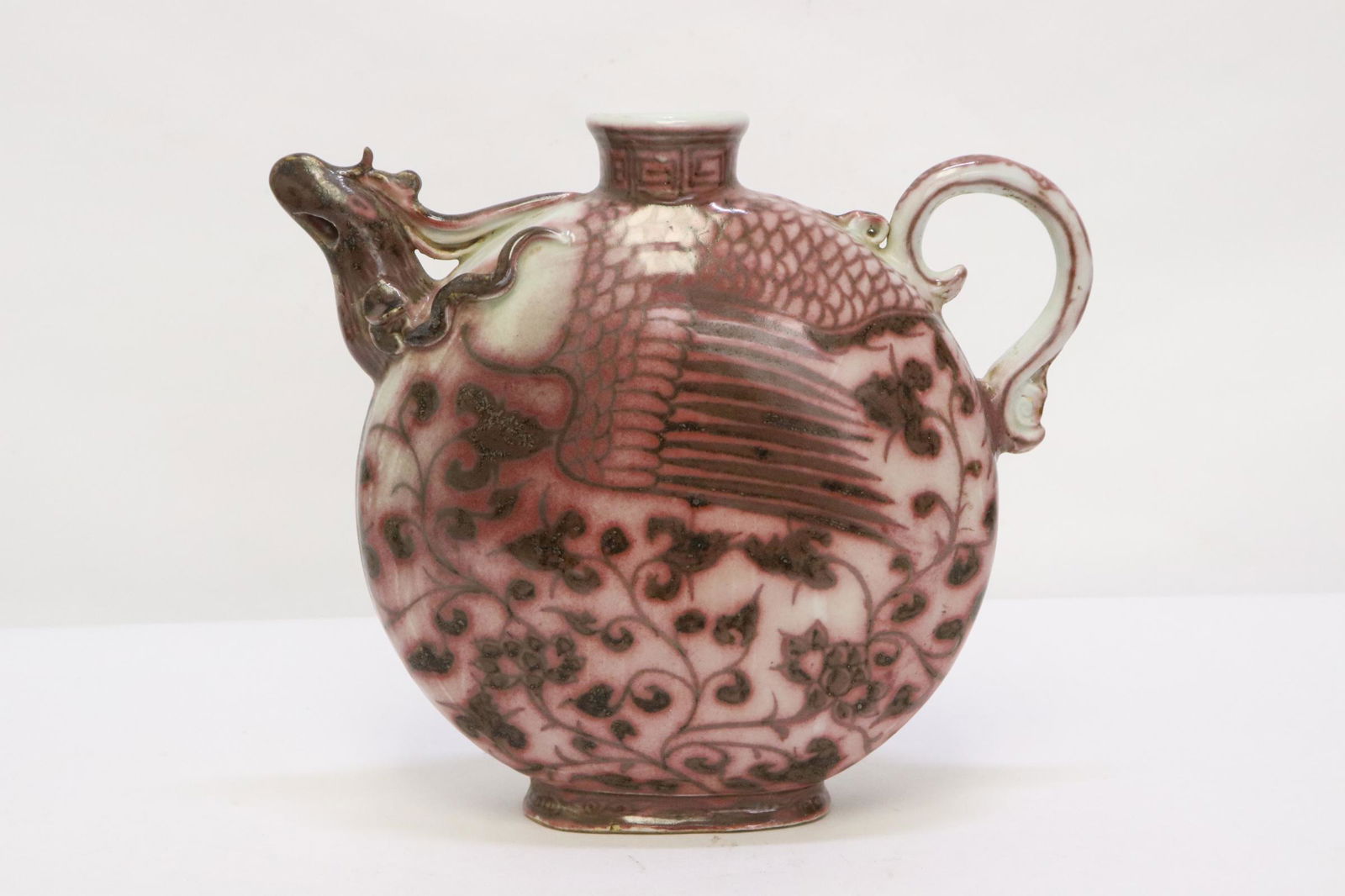Fine Chinese red and white porcelain flask (1 of 10)