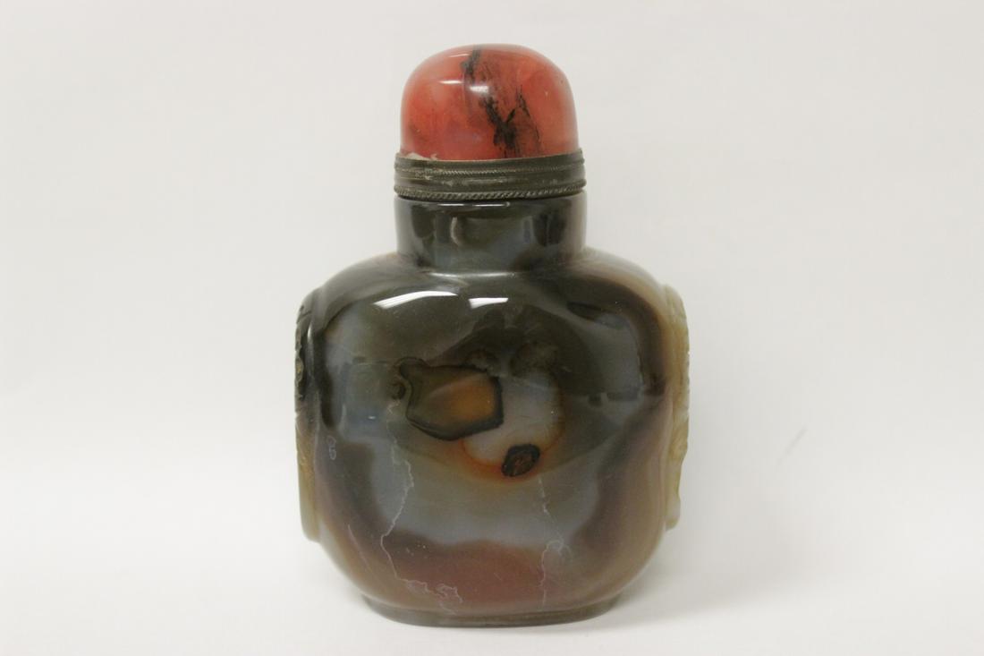 Unusual large agate carved snuff bottle (1 of 8)