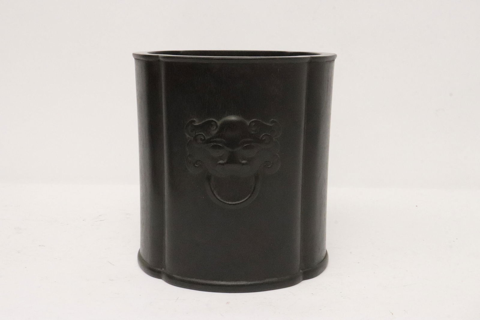 Fine Chinese zitan wood brush holder (1 of 10)