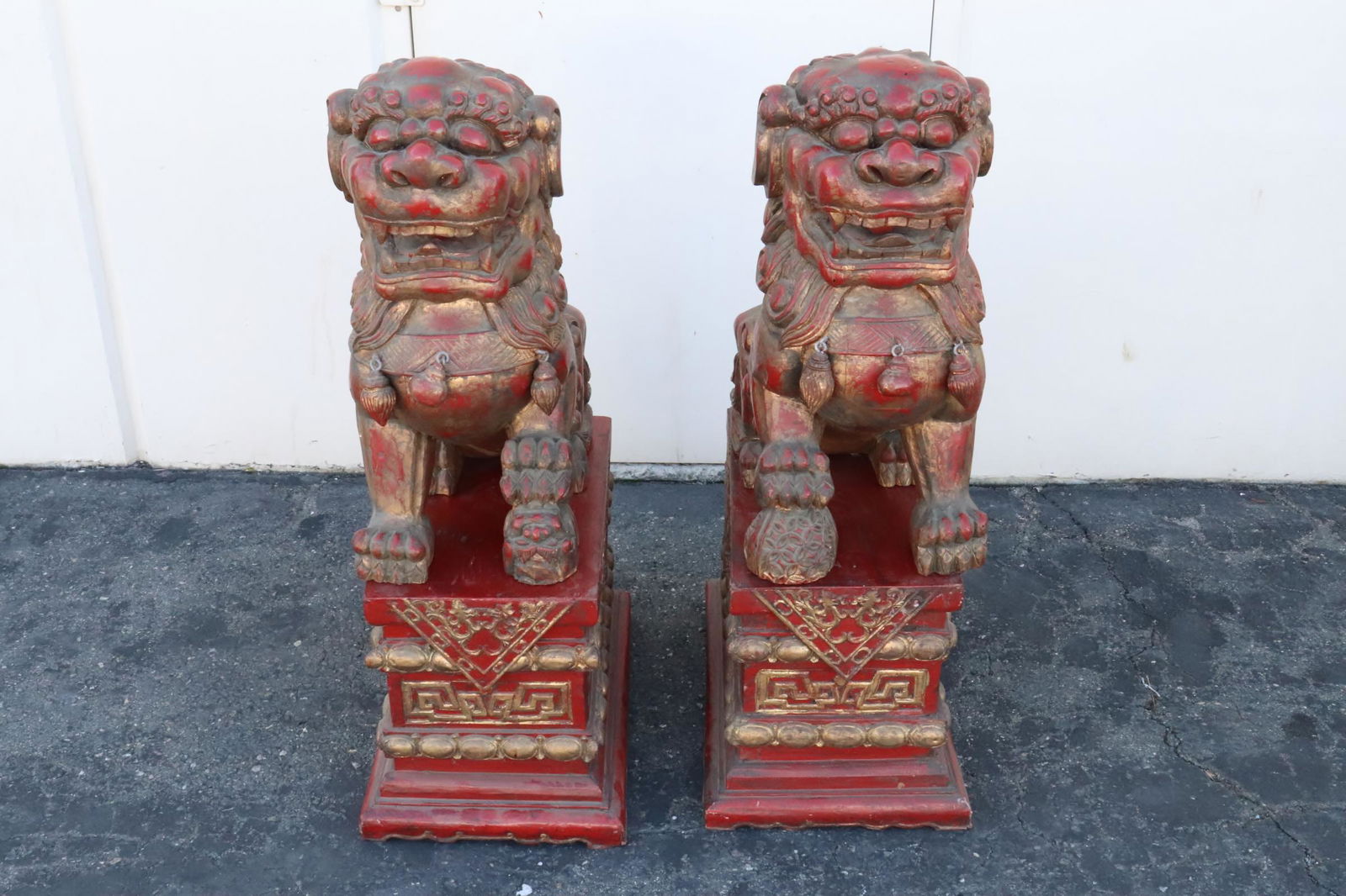 Pair Chinese vintage large painted & carved fulions (1 of 11)