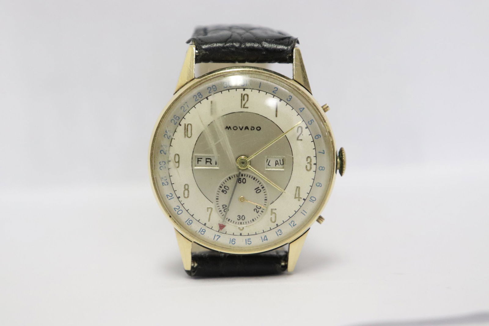 A 14K Y/G vintage Movado chronometer (1 of 9)