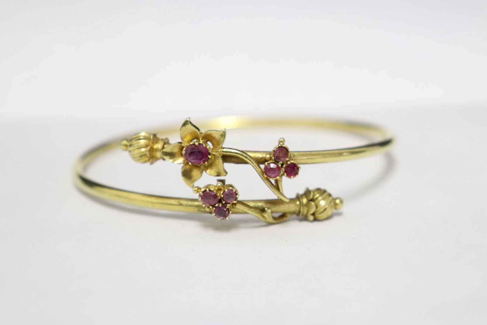 18K Y/G ruby flexile bangle (1 of 9)