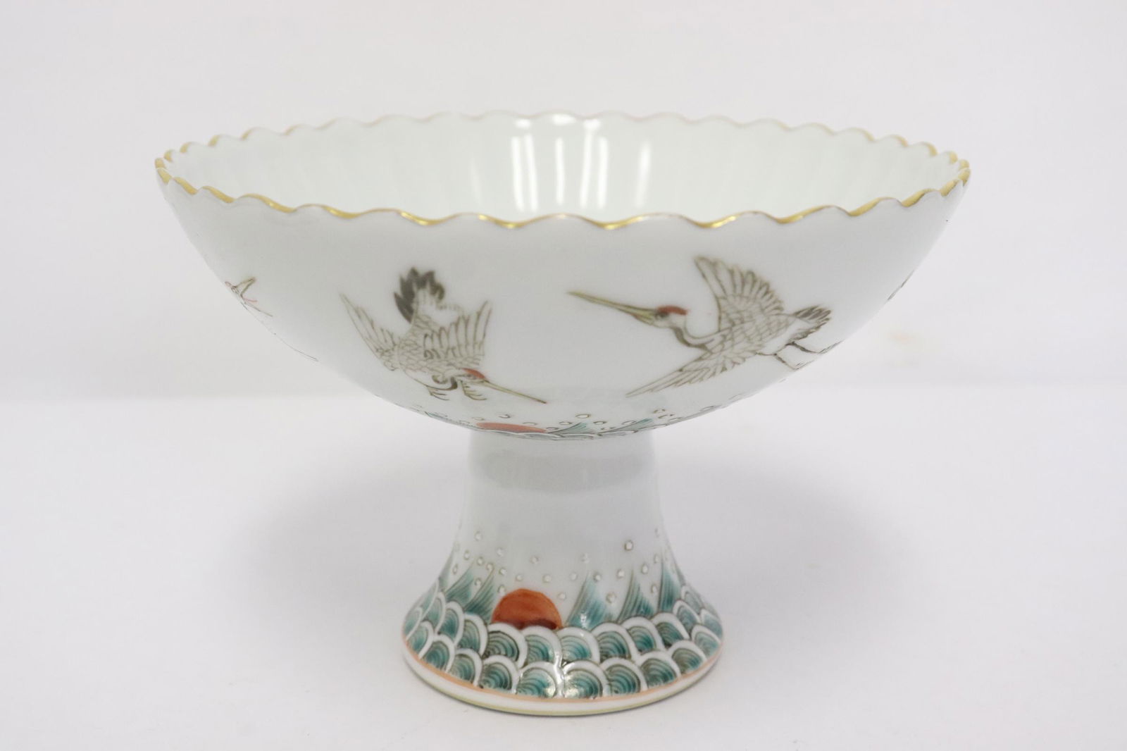 Chinese famille rose porcelain stem plate (1 of 9)