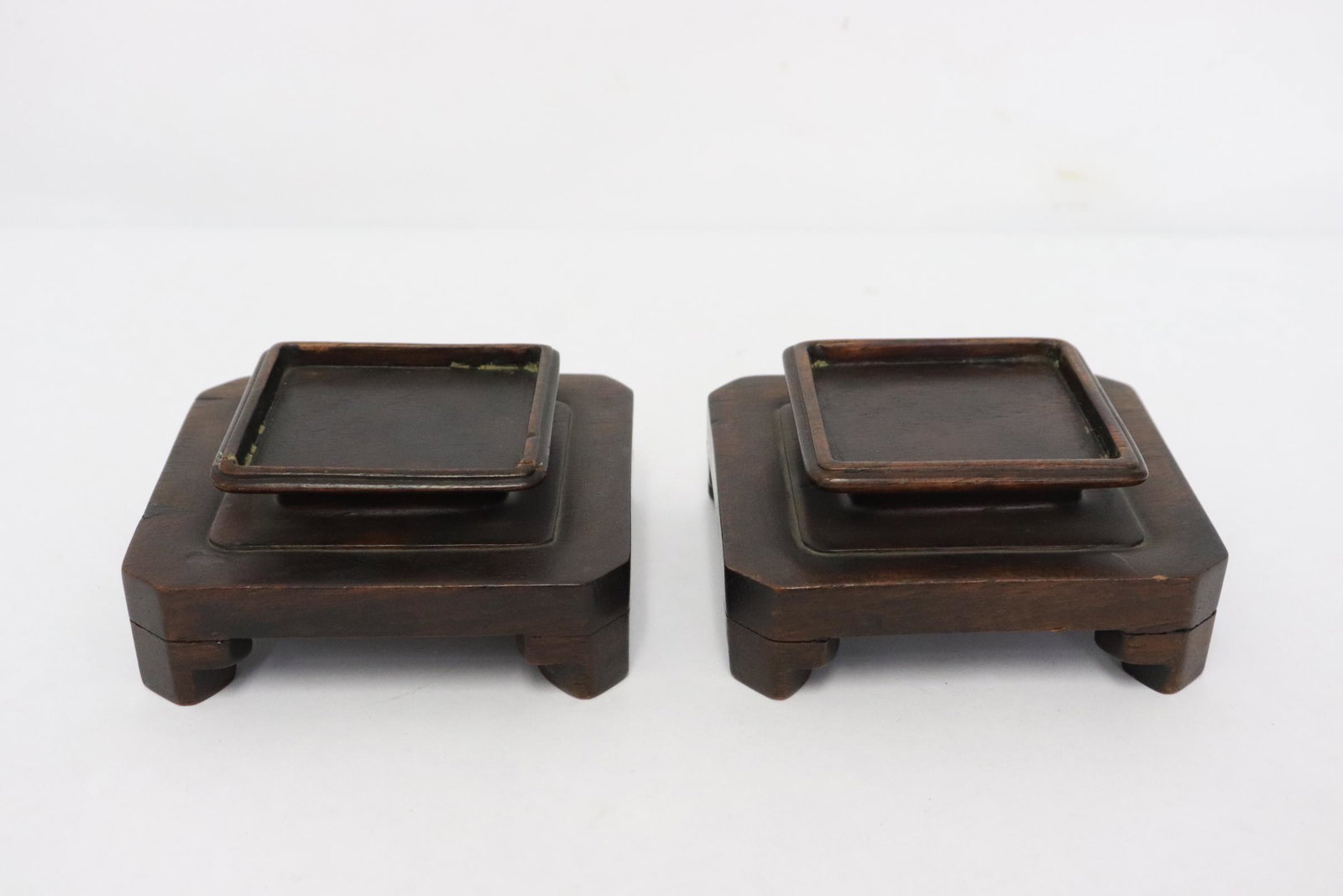 2 Chinese rosewood small square stands: 2 Chinese rosewood small square stands, 1.6"x3.6"x3.6"