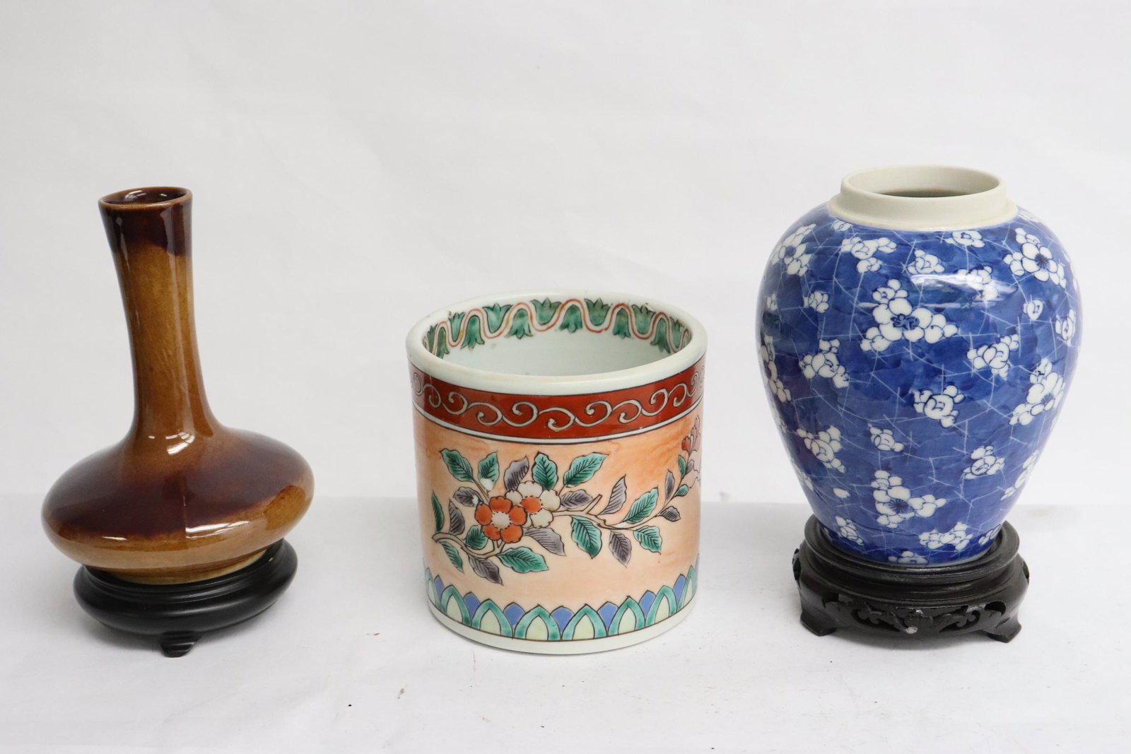 3 porcelain pieces (1 of 11)