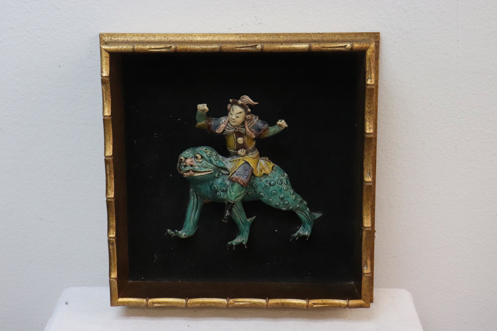 Chinese antique earthenware roof tile (1 of 10)