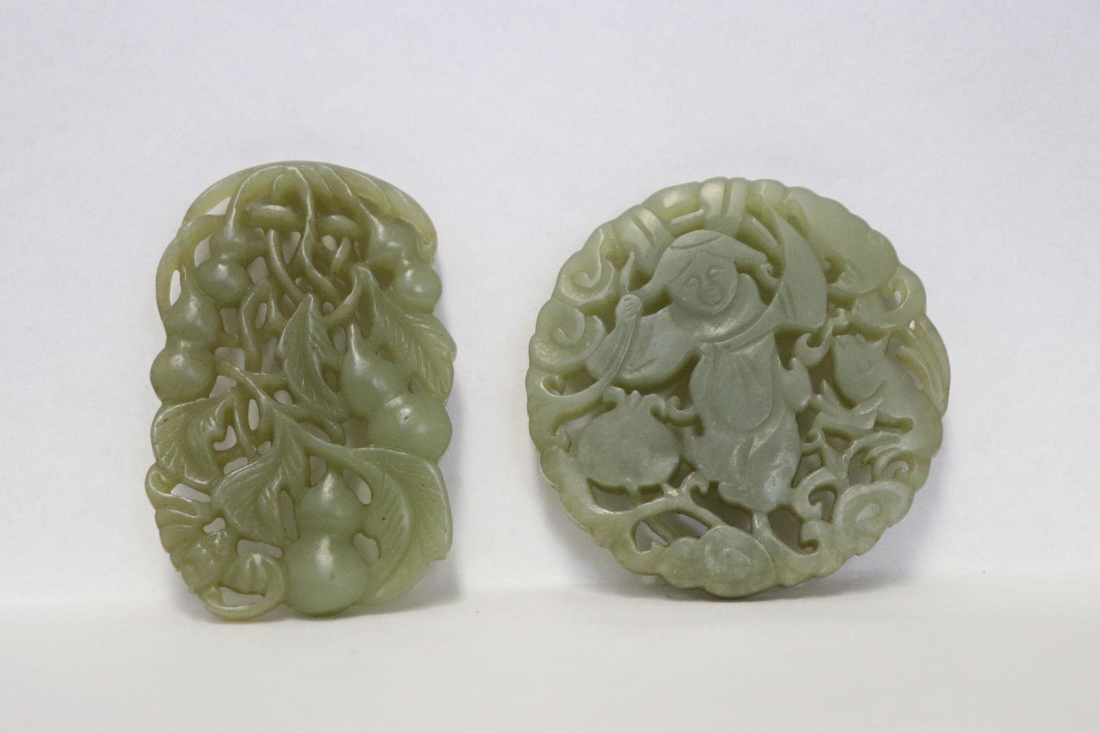 2 fine celadon jade carved ornament (1 of 8)