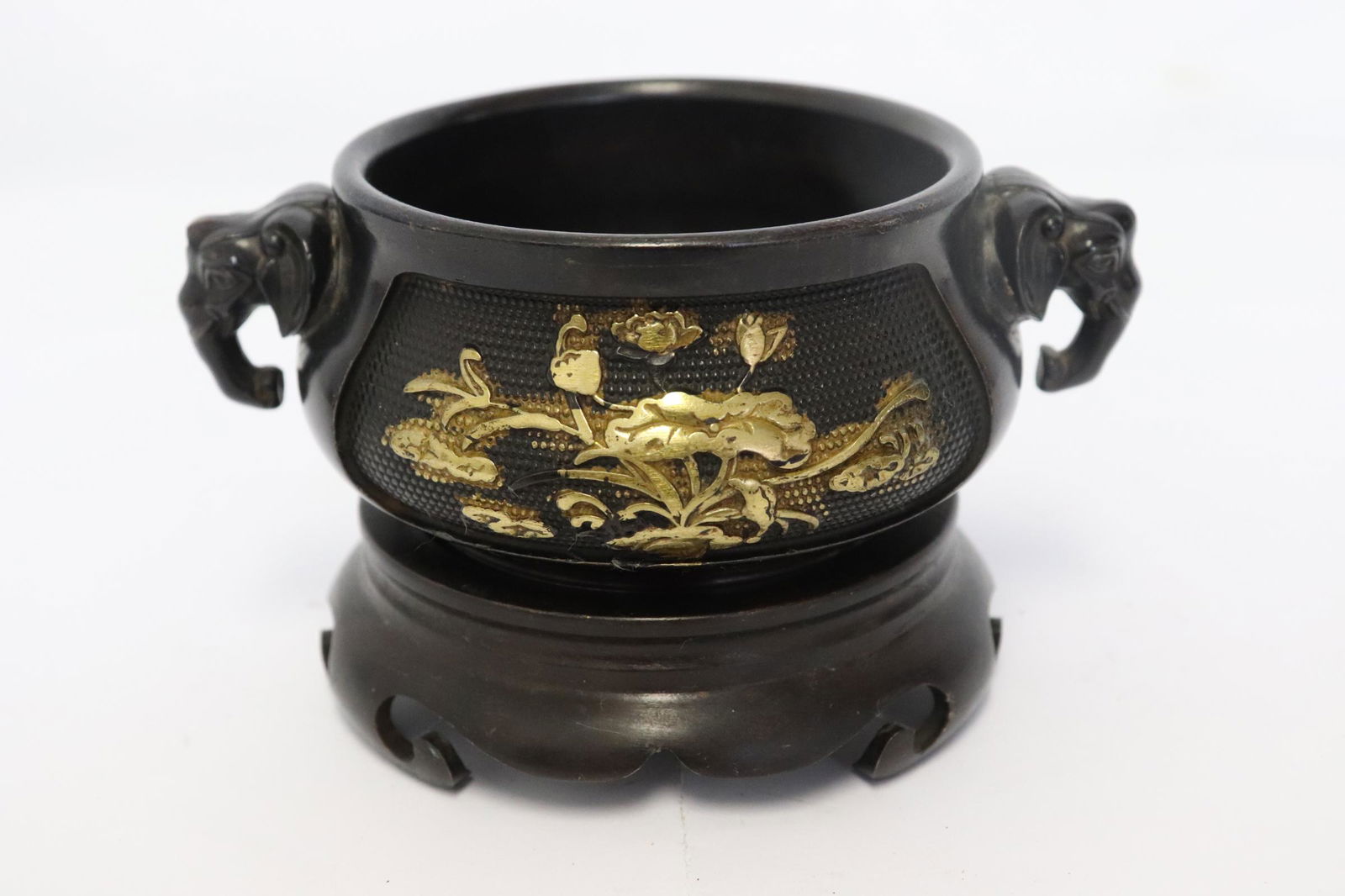 Chinese bronze censer with bronze stand (1 of 10)